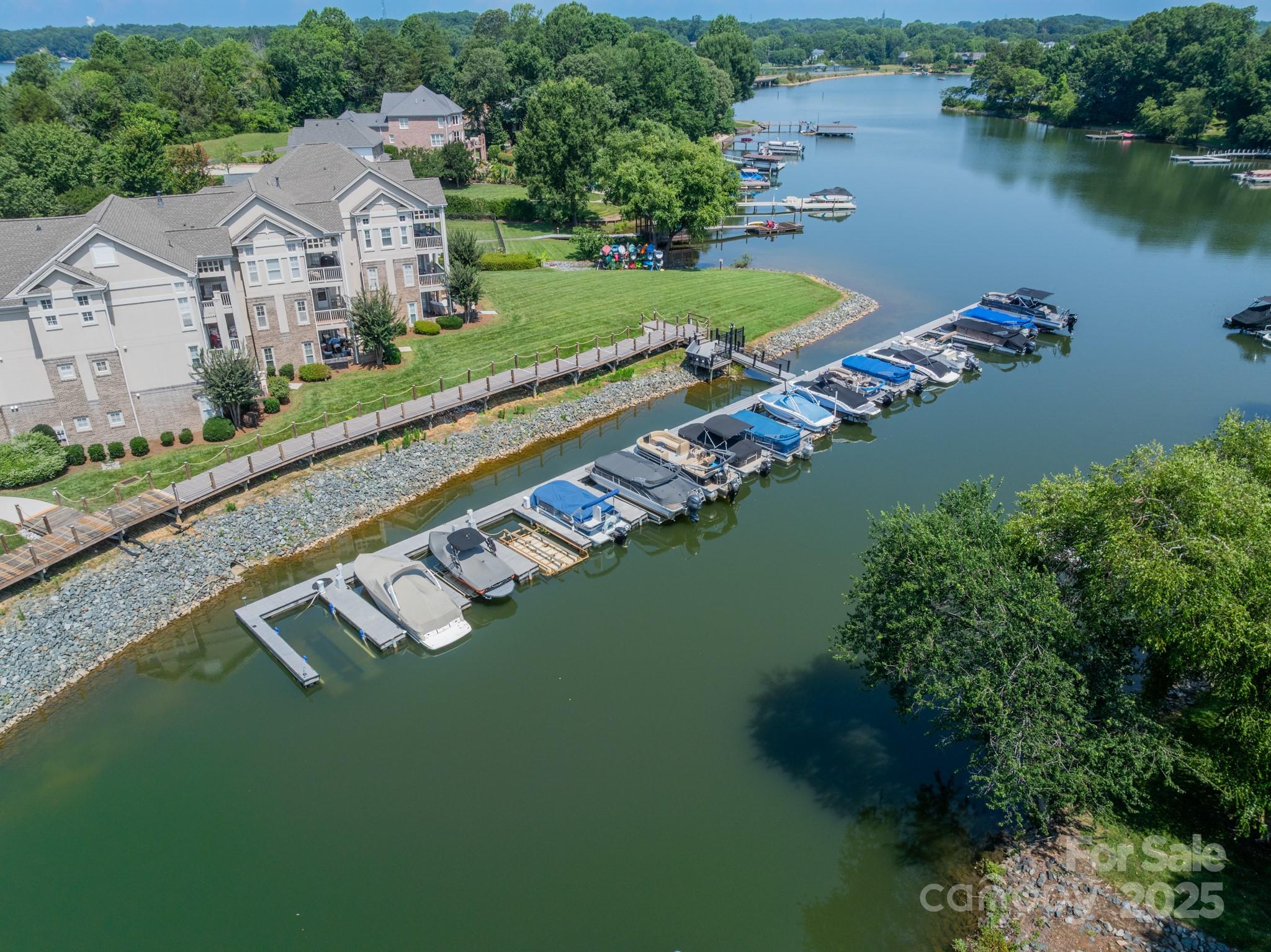 104 Pier 33 Drive Unit: 303