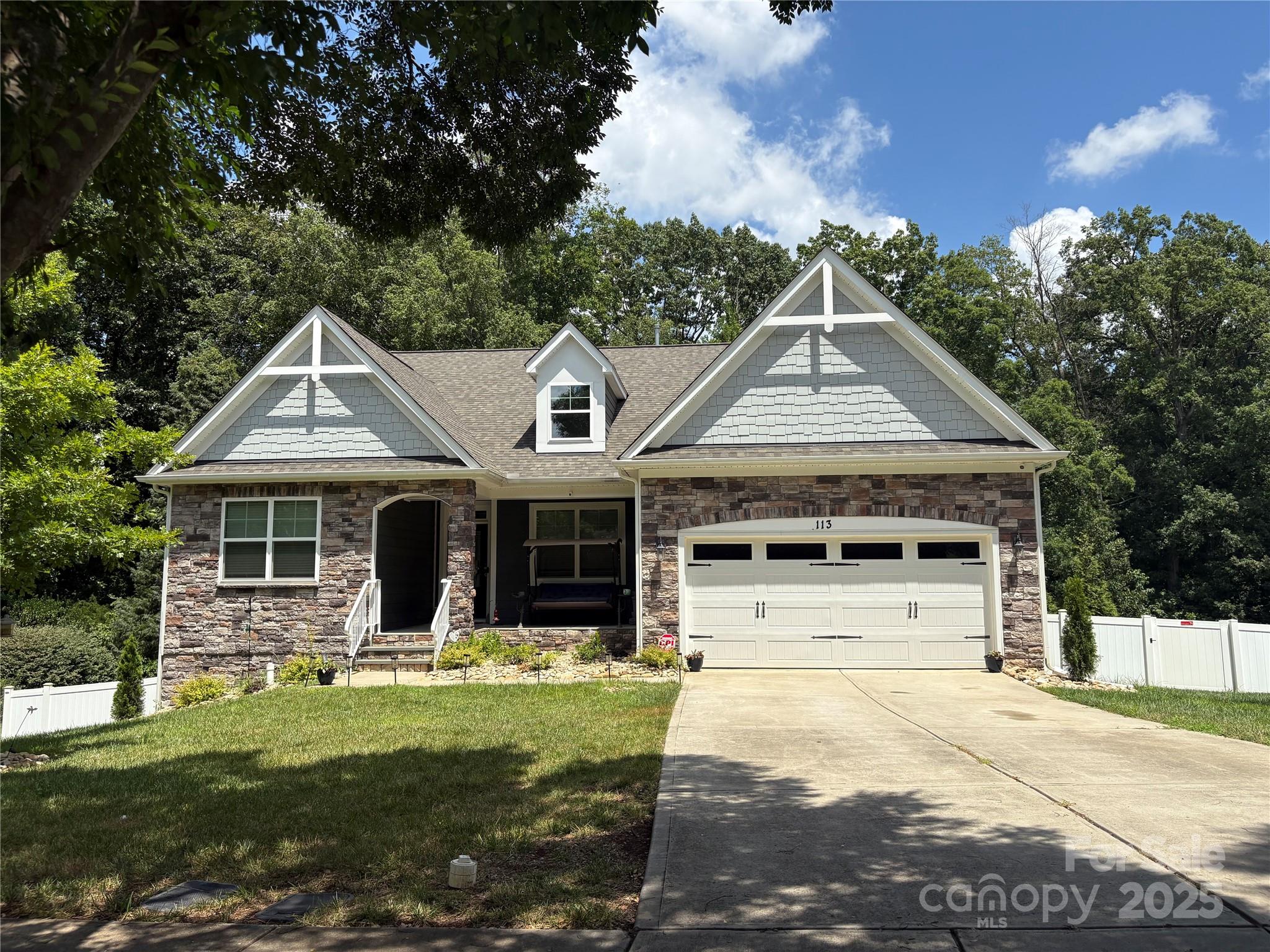 113 Glastonbury Drive