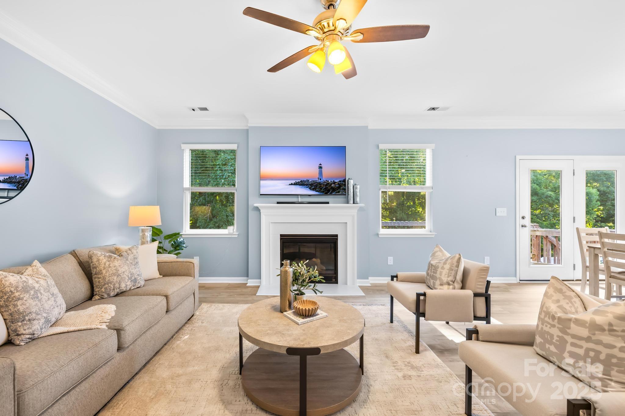 113 Glastonbury Drive