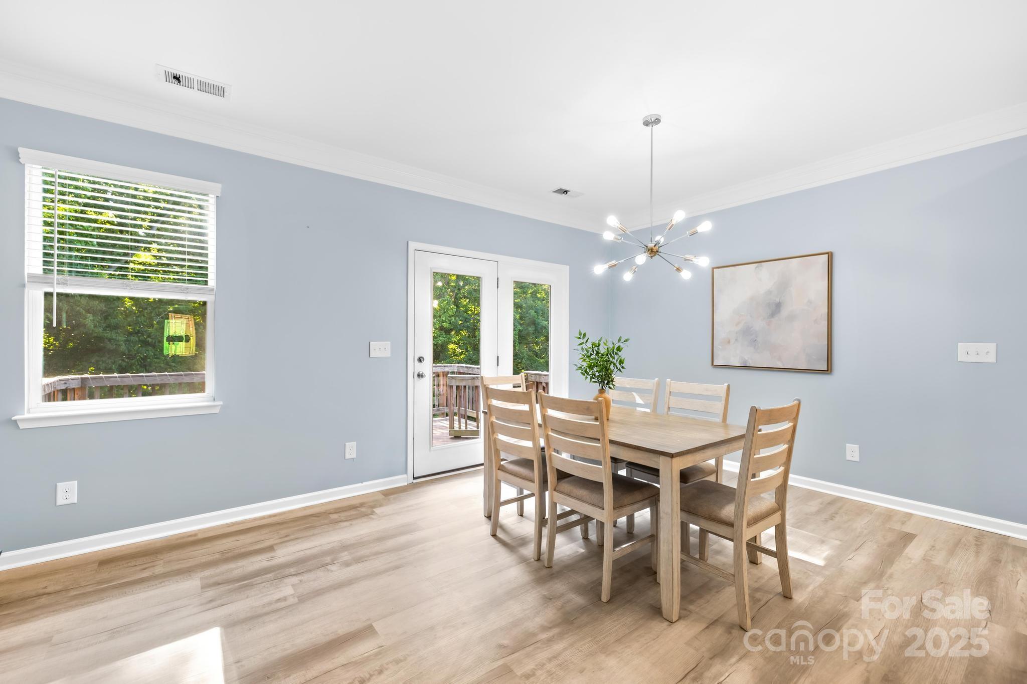 113 Glastonbury Drive