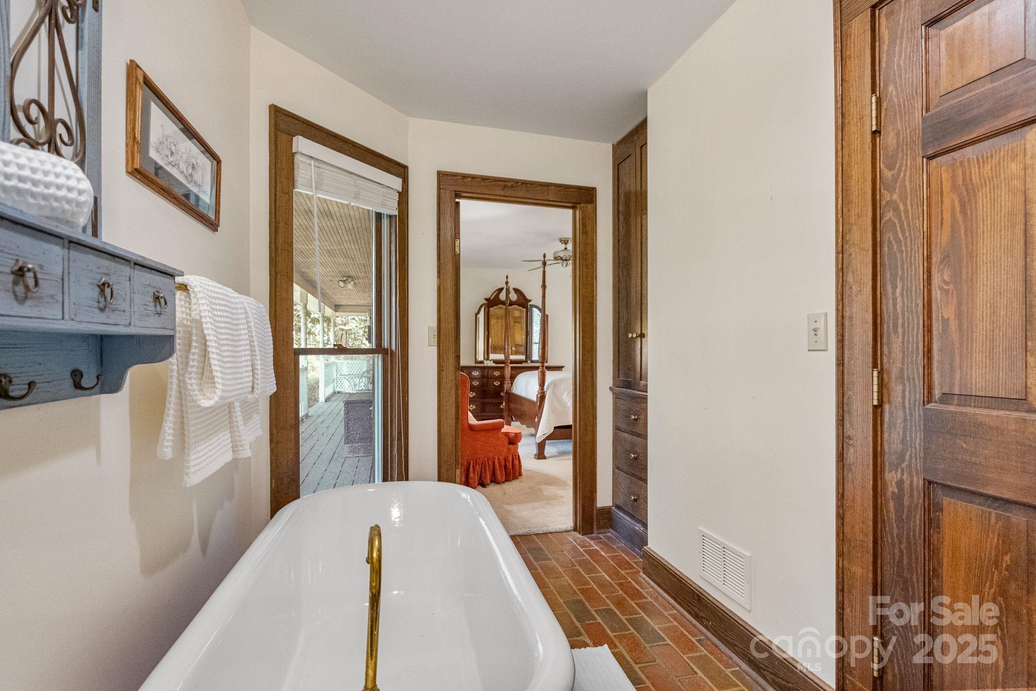 110 Amanda Drive
