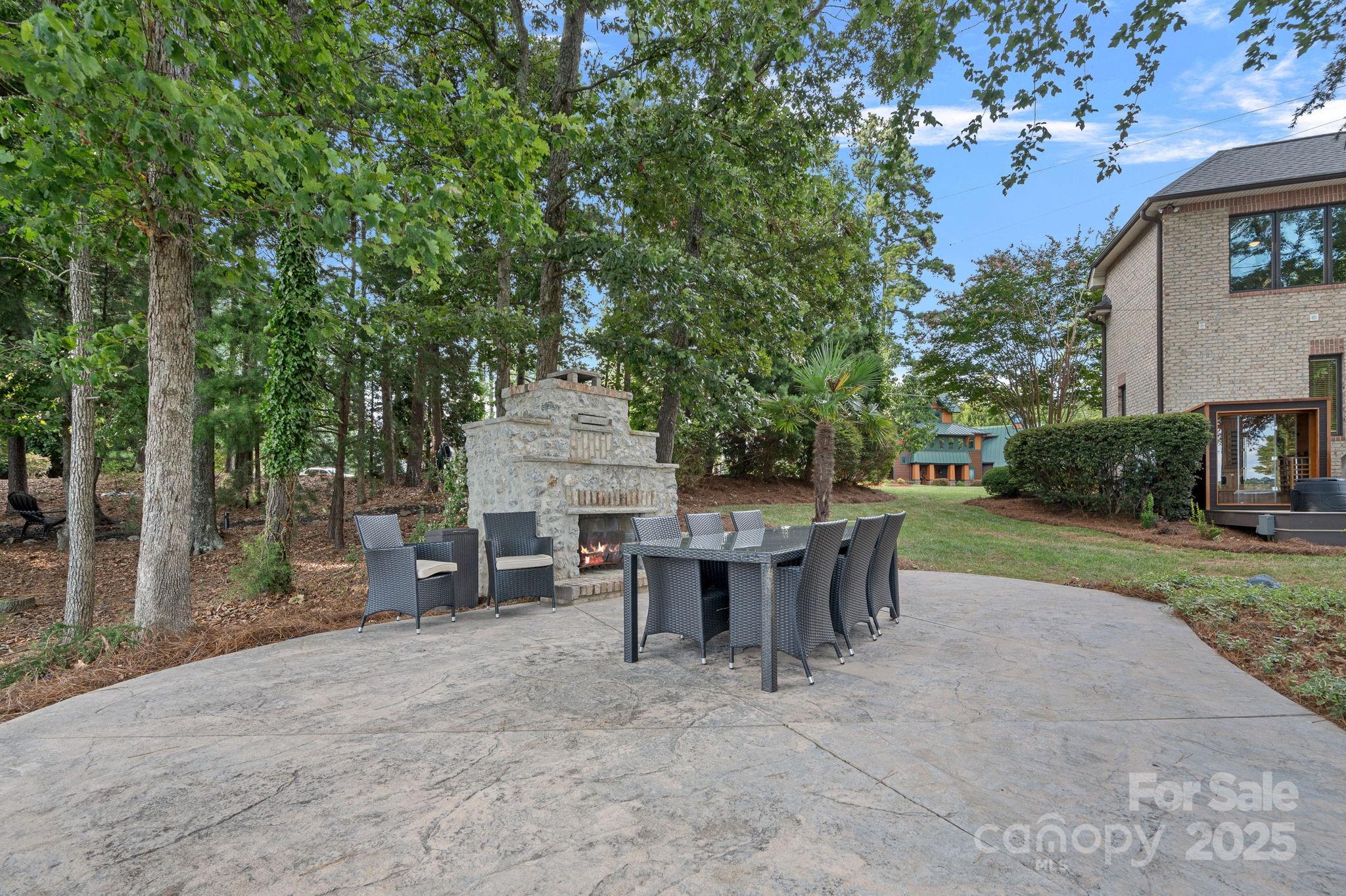185 Tuskarora Trail