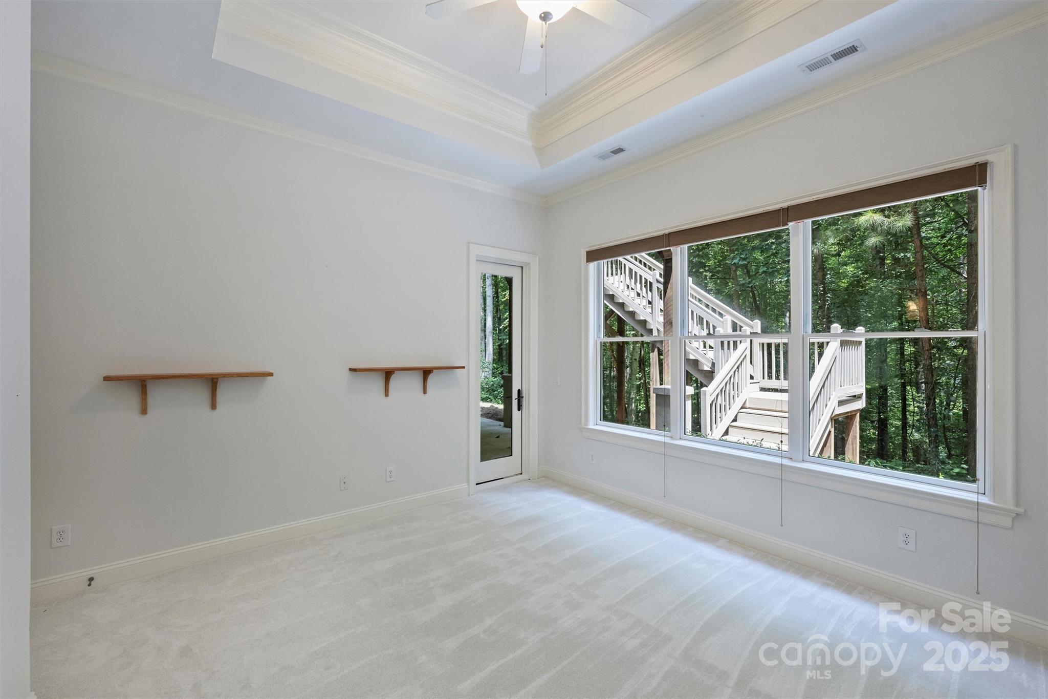 139 E Callicutt Trail