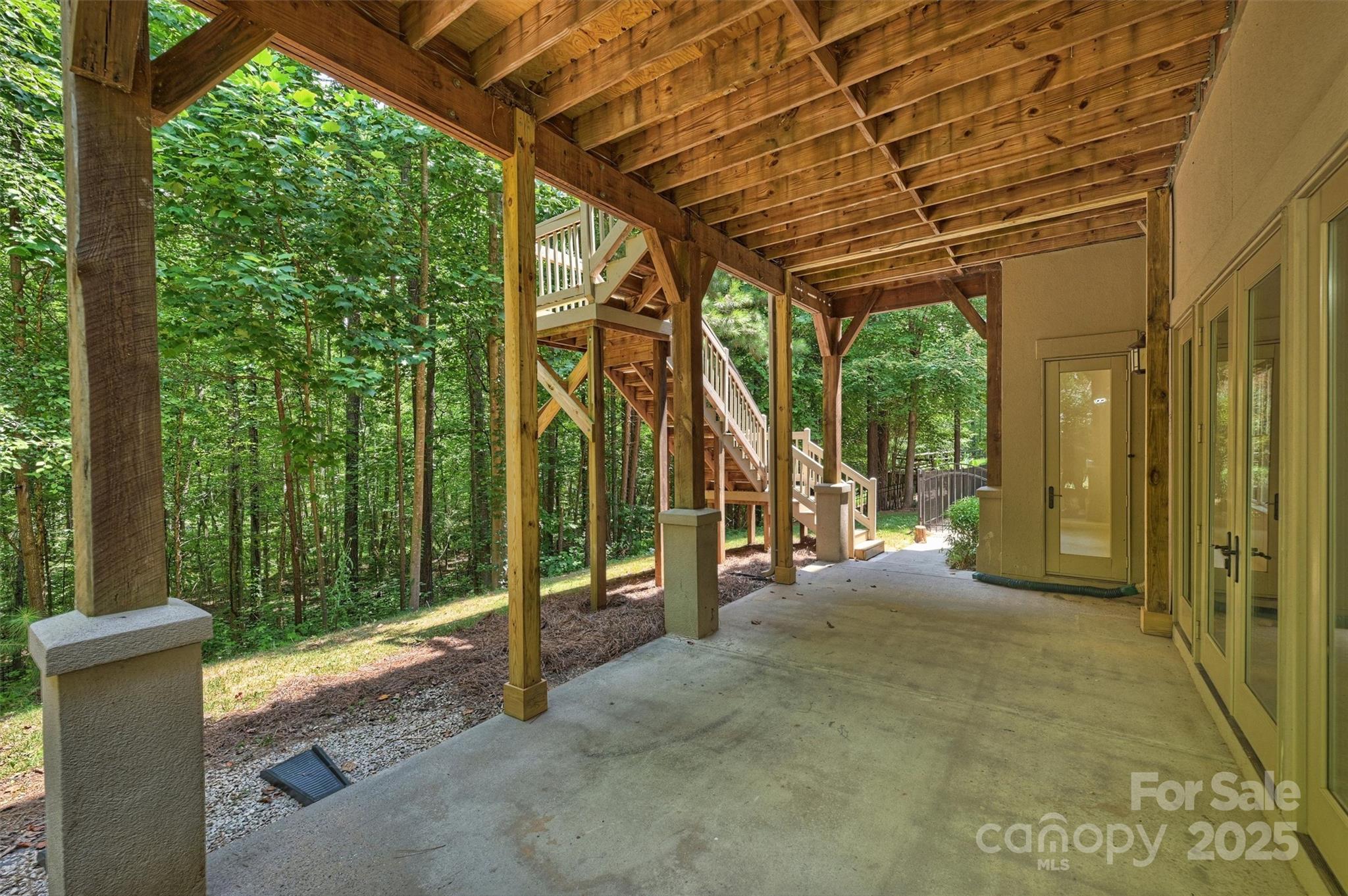 139 E Callicutt Trail