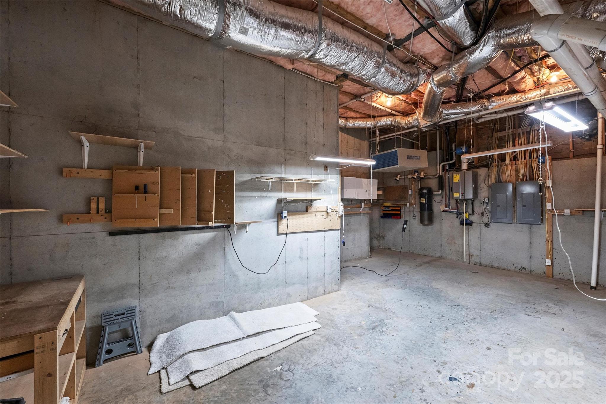 139 E Callicutt Trail