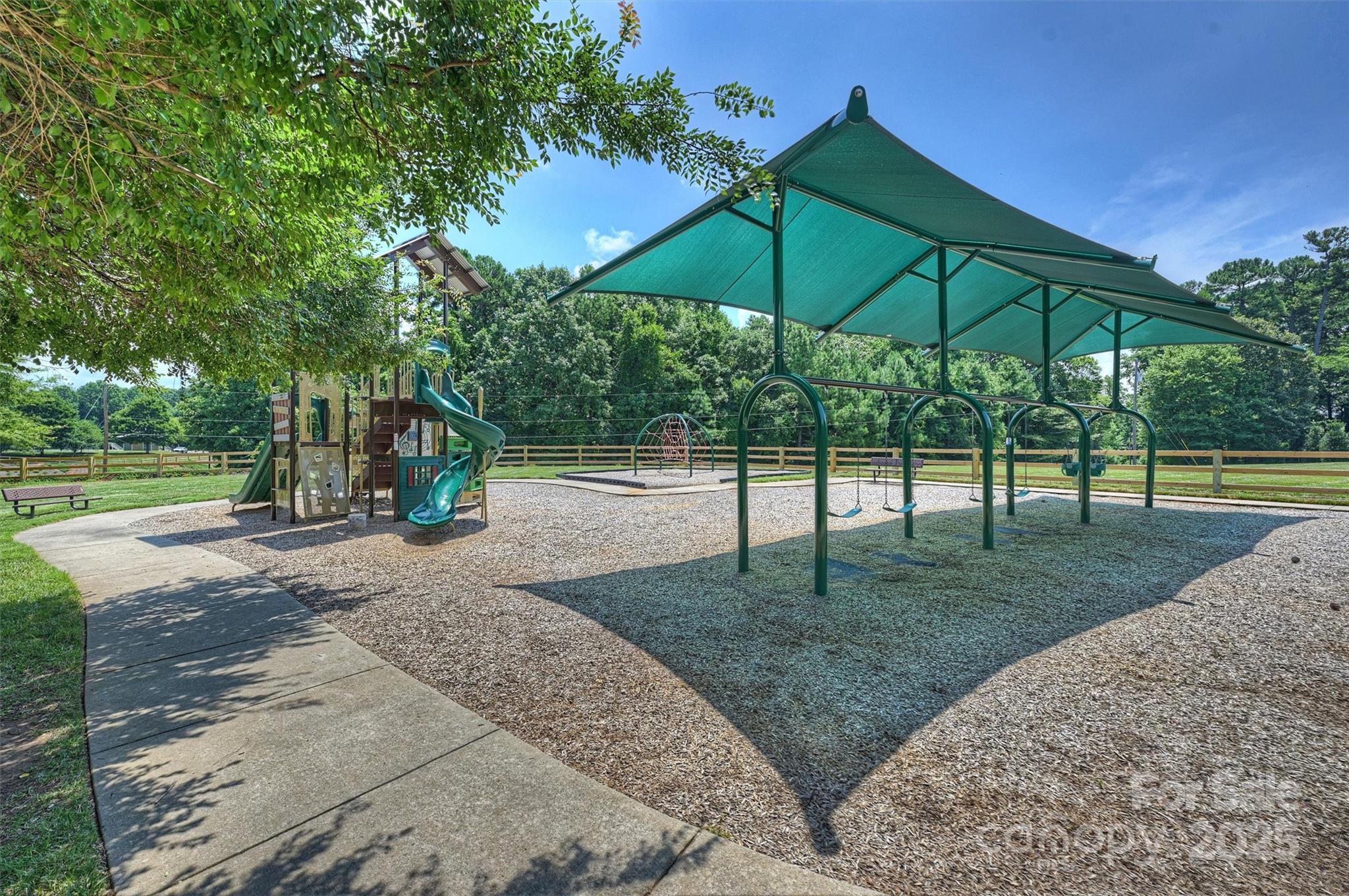 139 E Callicutt Trail