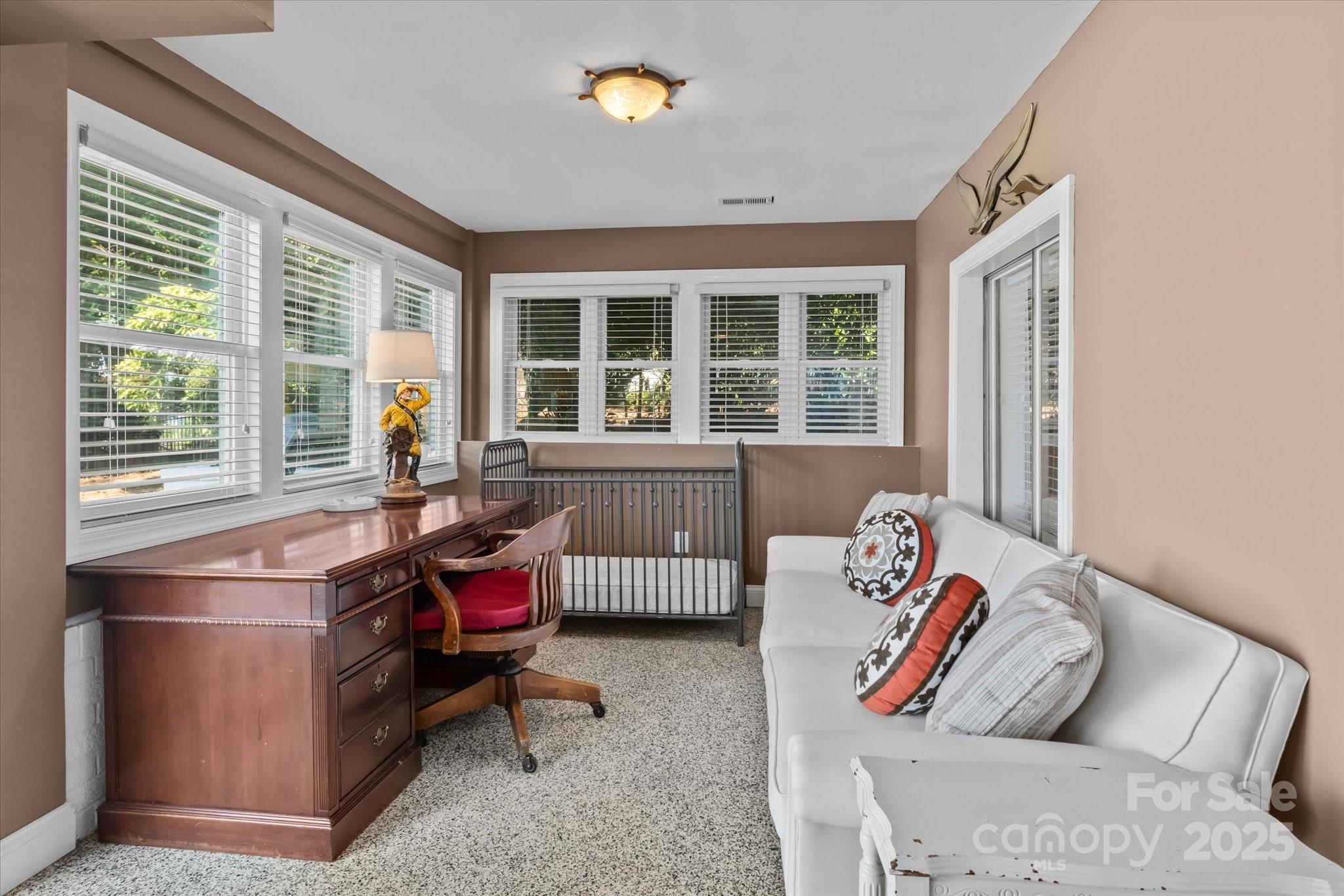 754 Lakeview Shores Loop