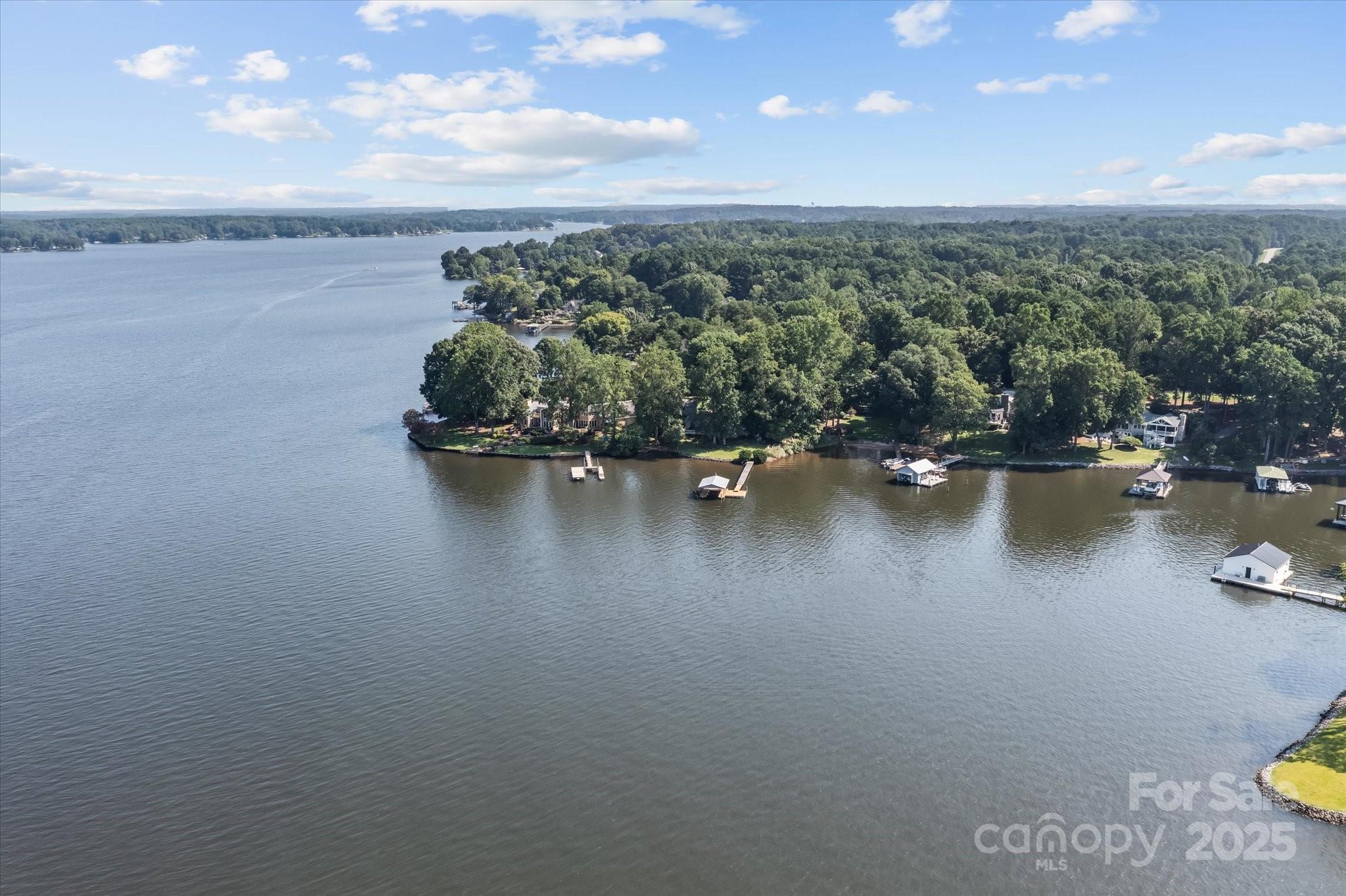 754 Lakeview Shores Loop