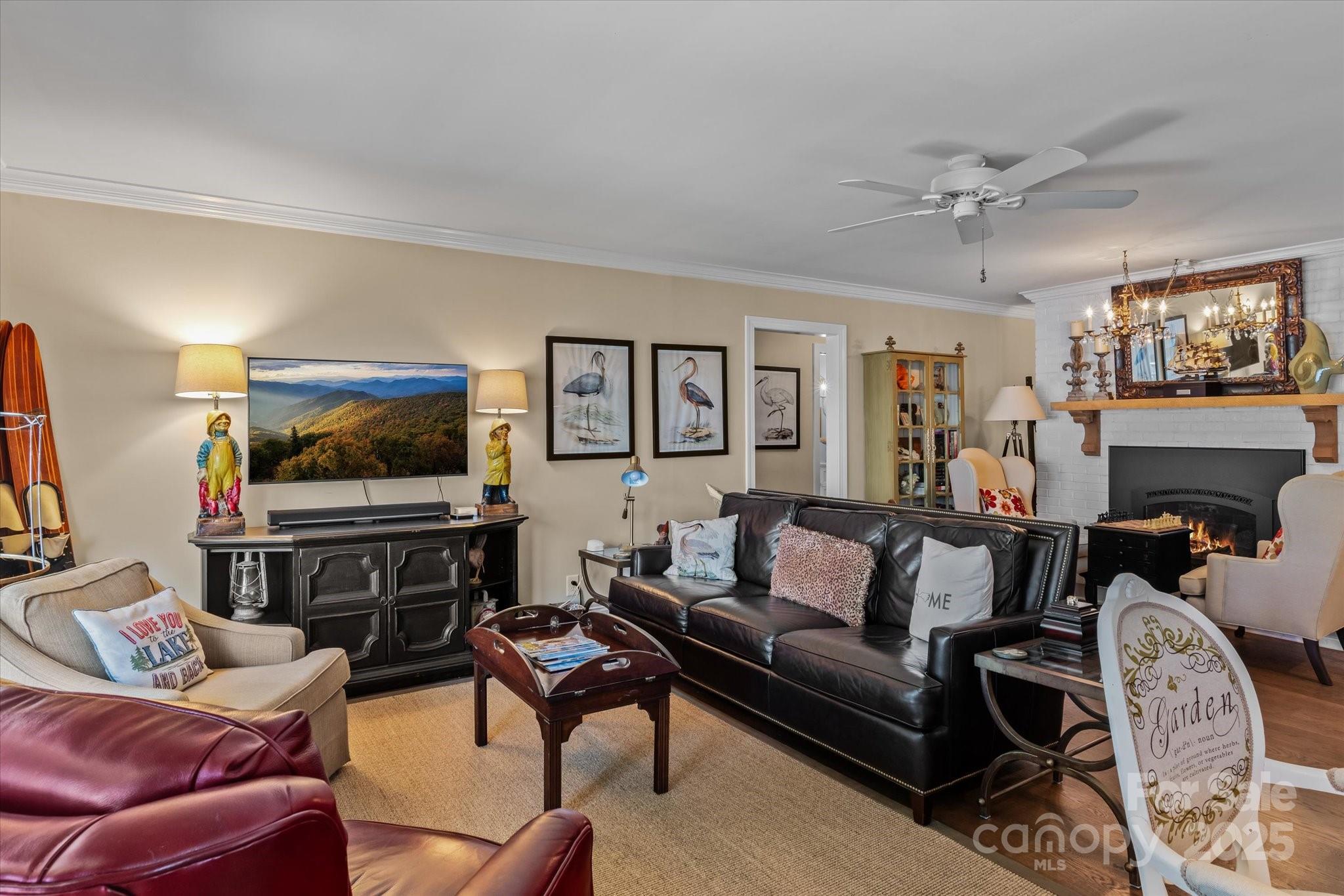 754 Lakeview Shores Loop