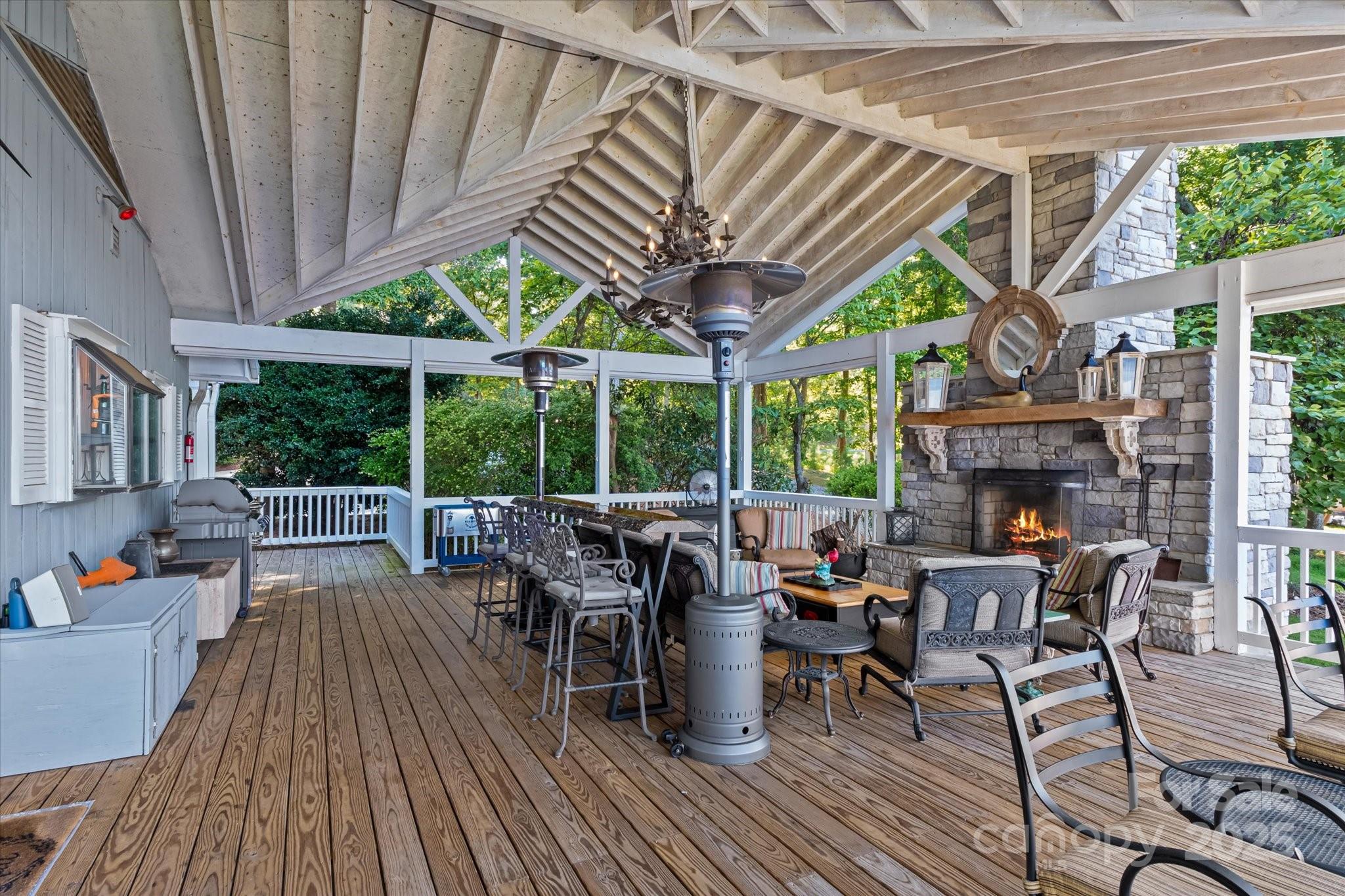 754 Lakeview Shores Loop