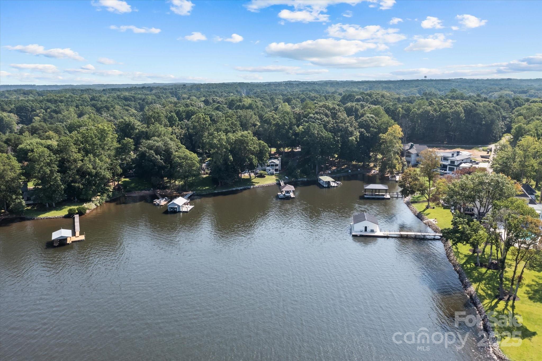 754 Lakeview Shores Loop