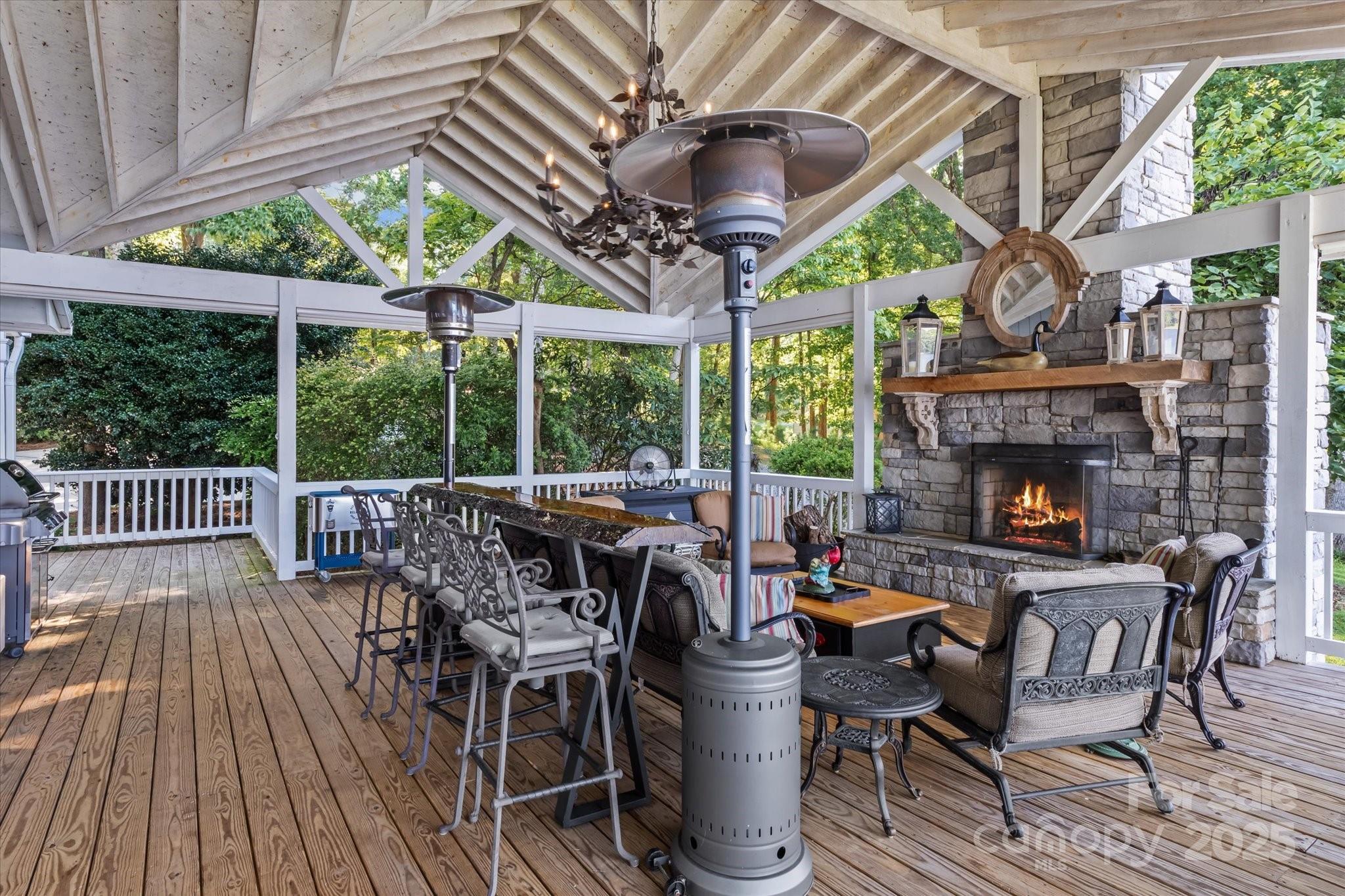 754 Lakeview Shores Loop