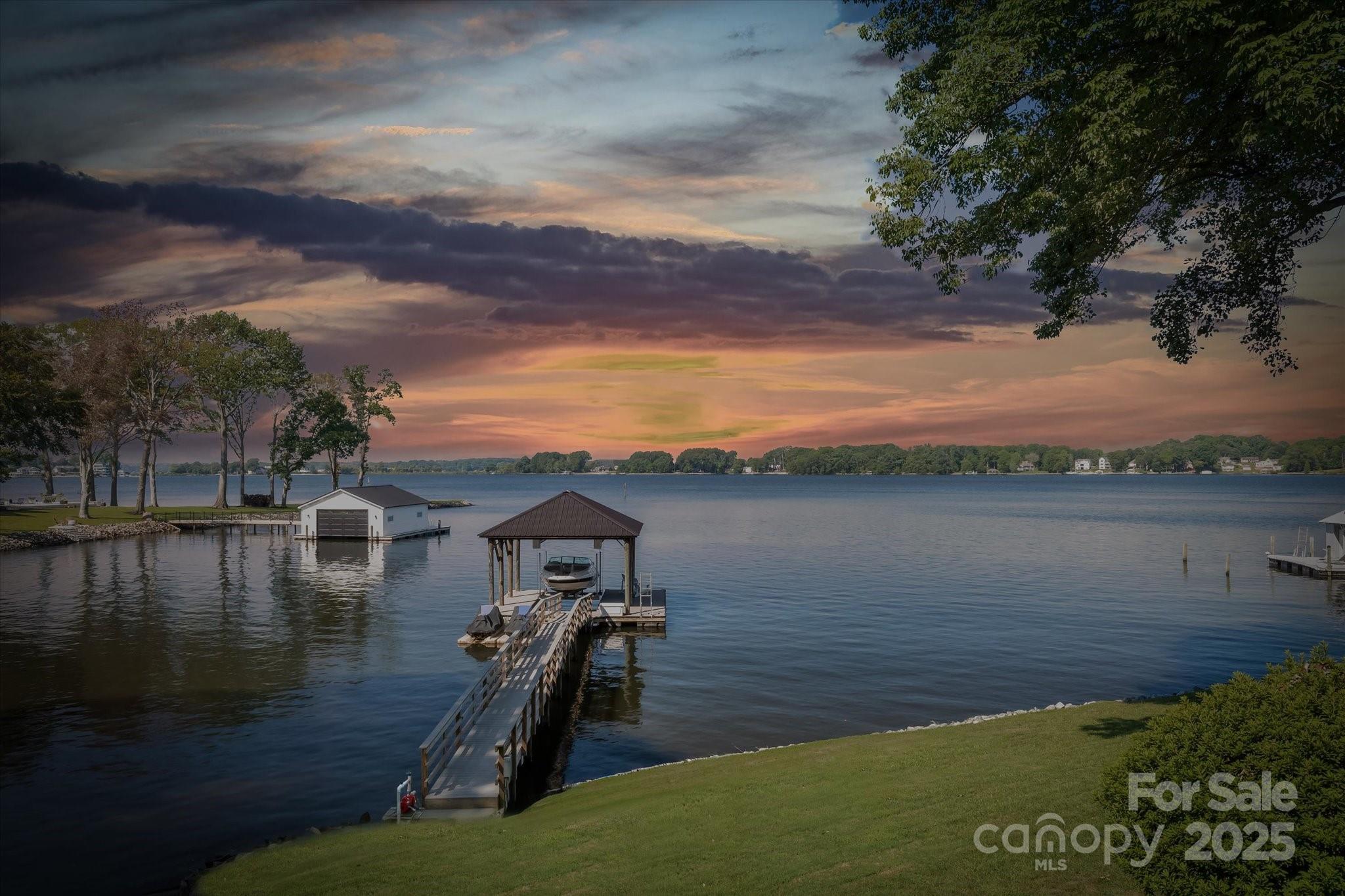 754 Lakeview Shores Loop