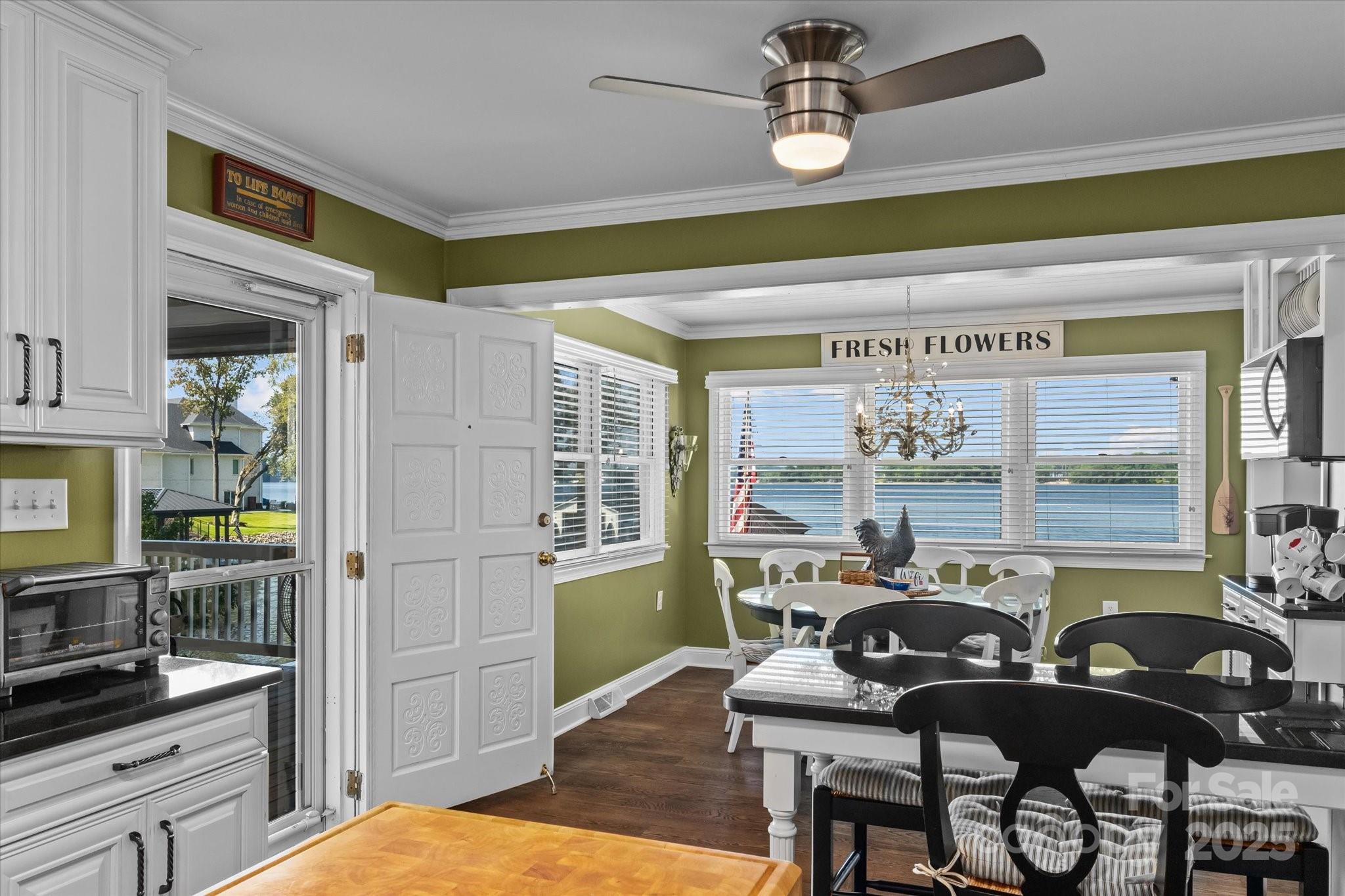 754 Lakeview Shores Loop