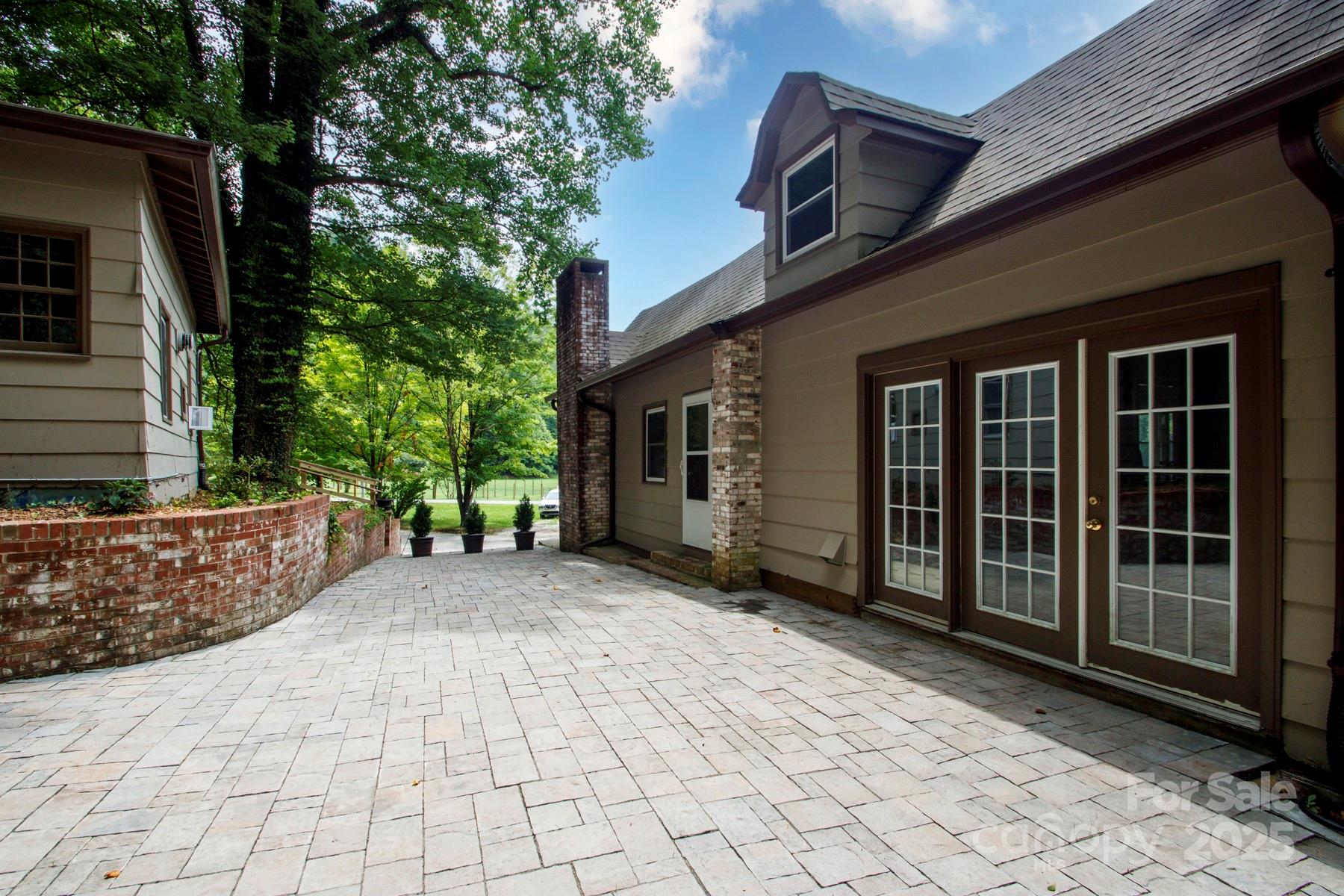 6836 Richland Road