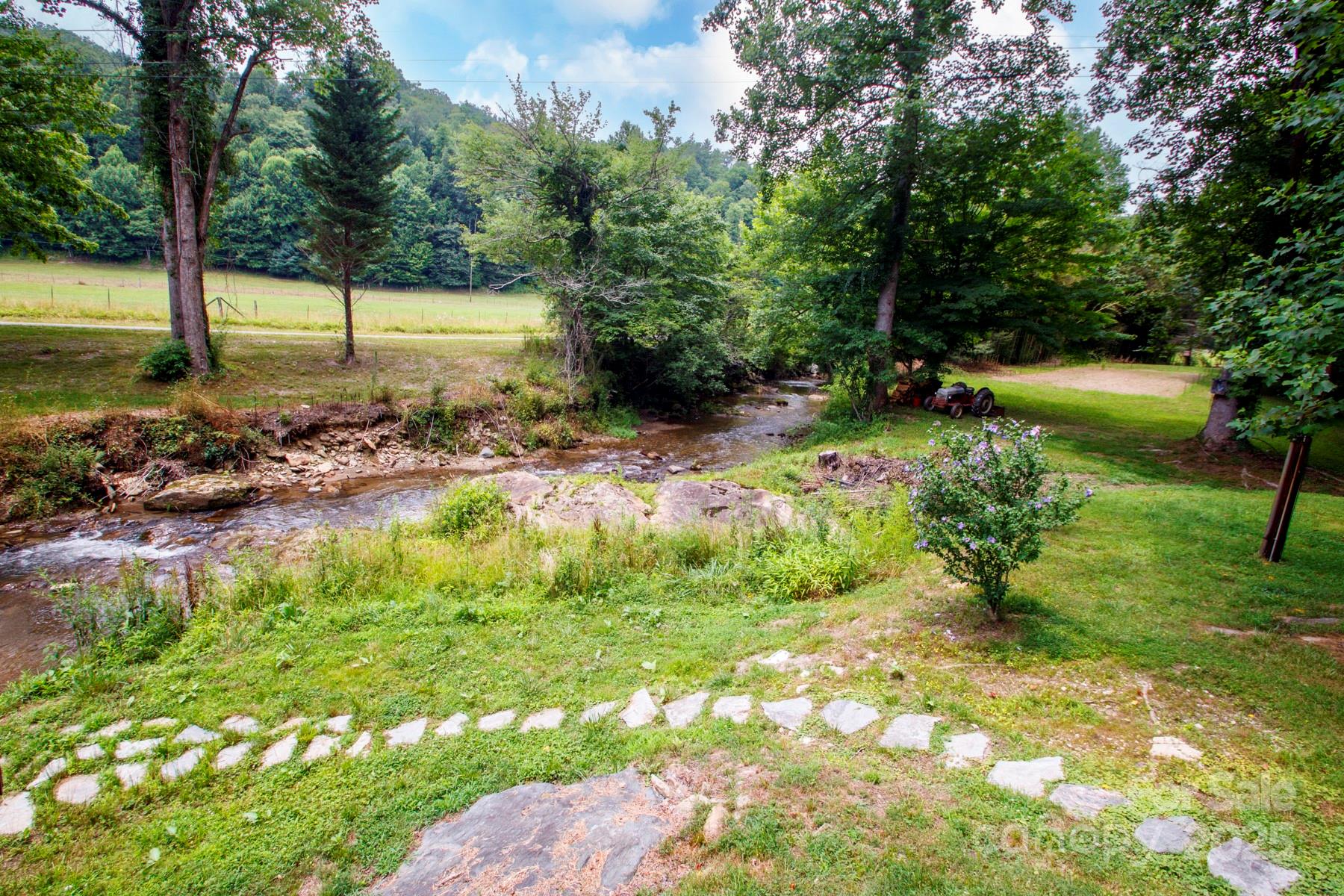 6836 Richland Road