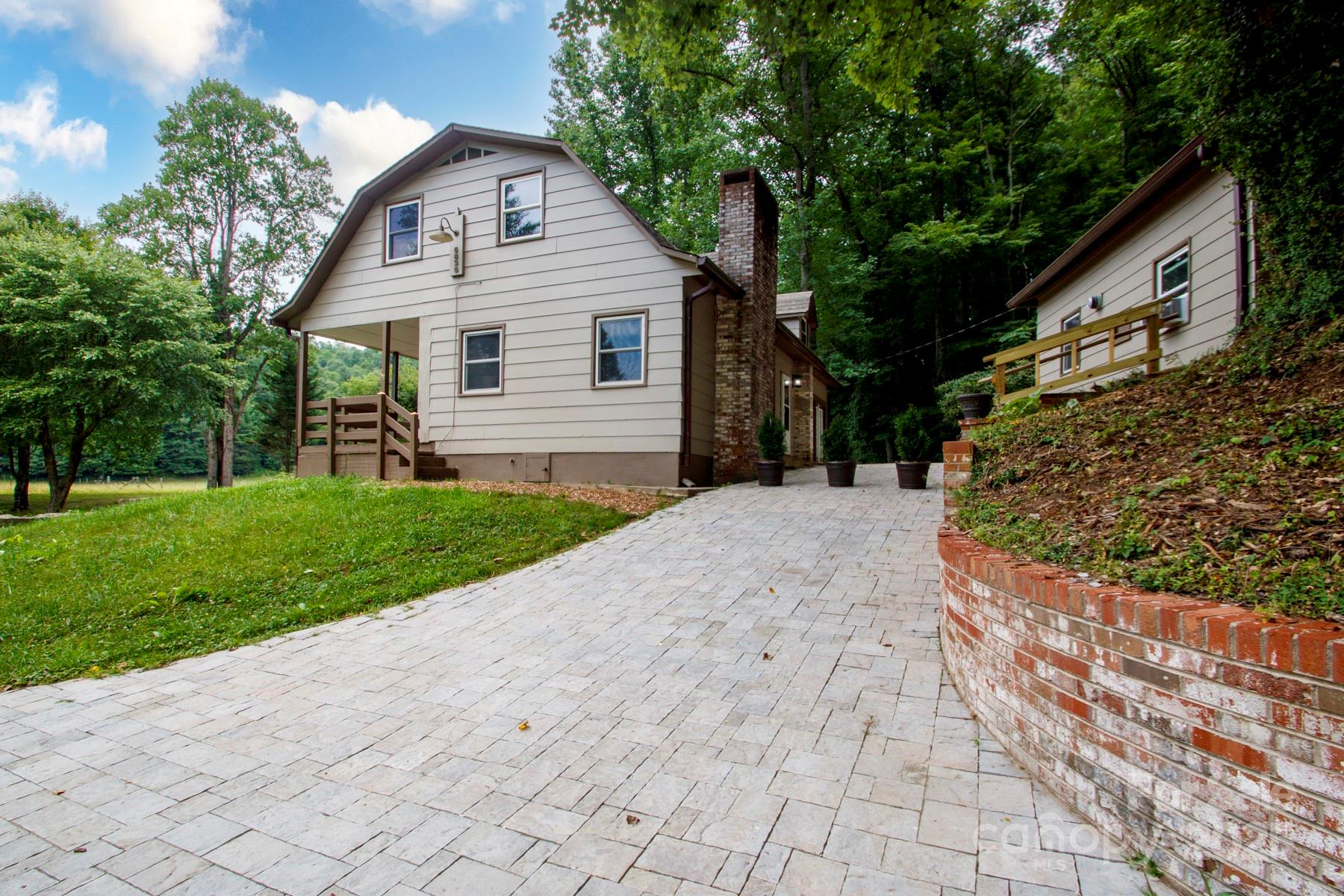 6836 Richland Road