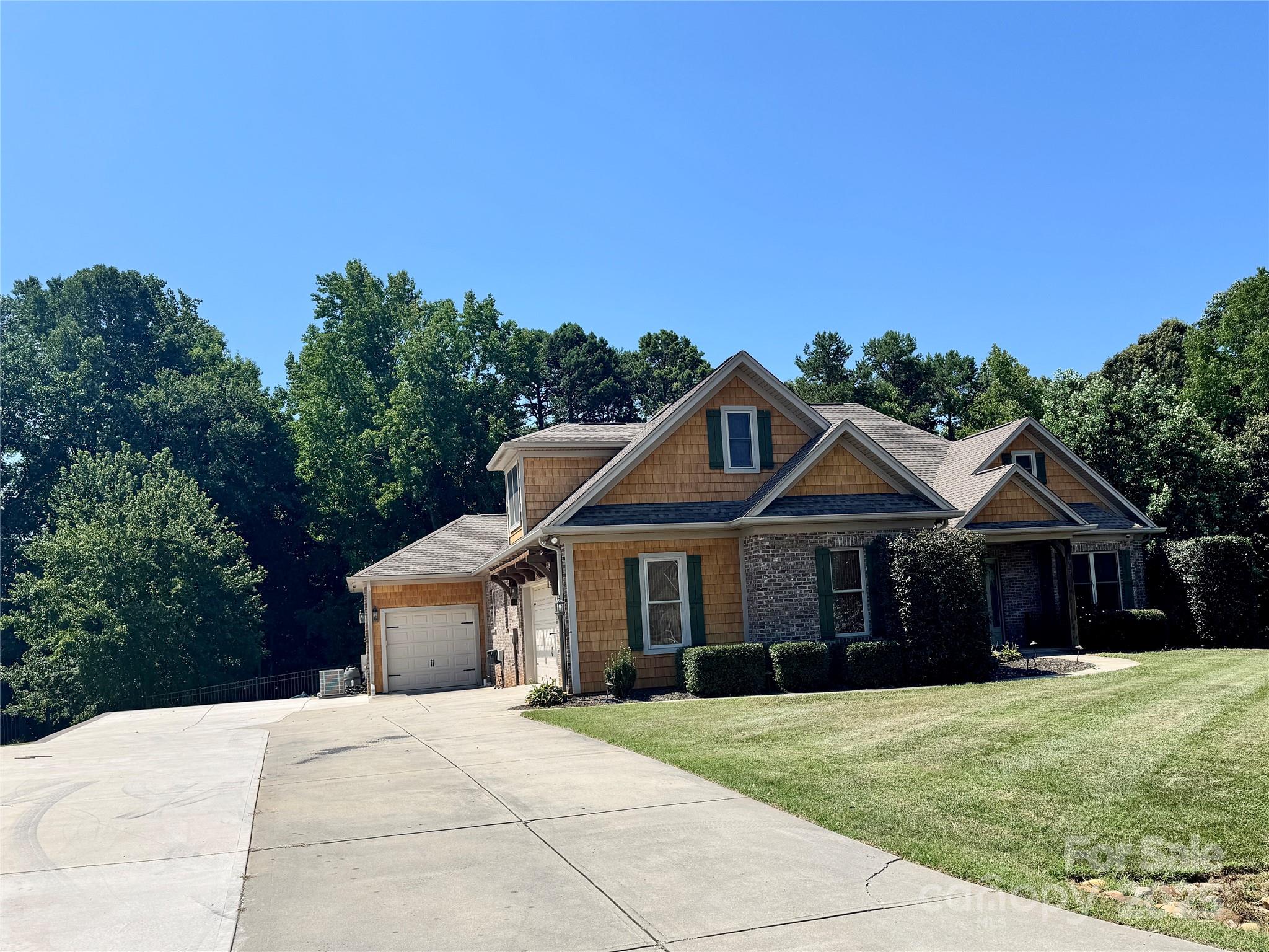 175 Savannah Crossing Drive