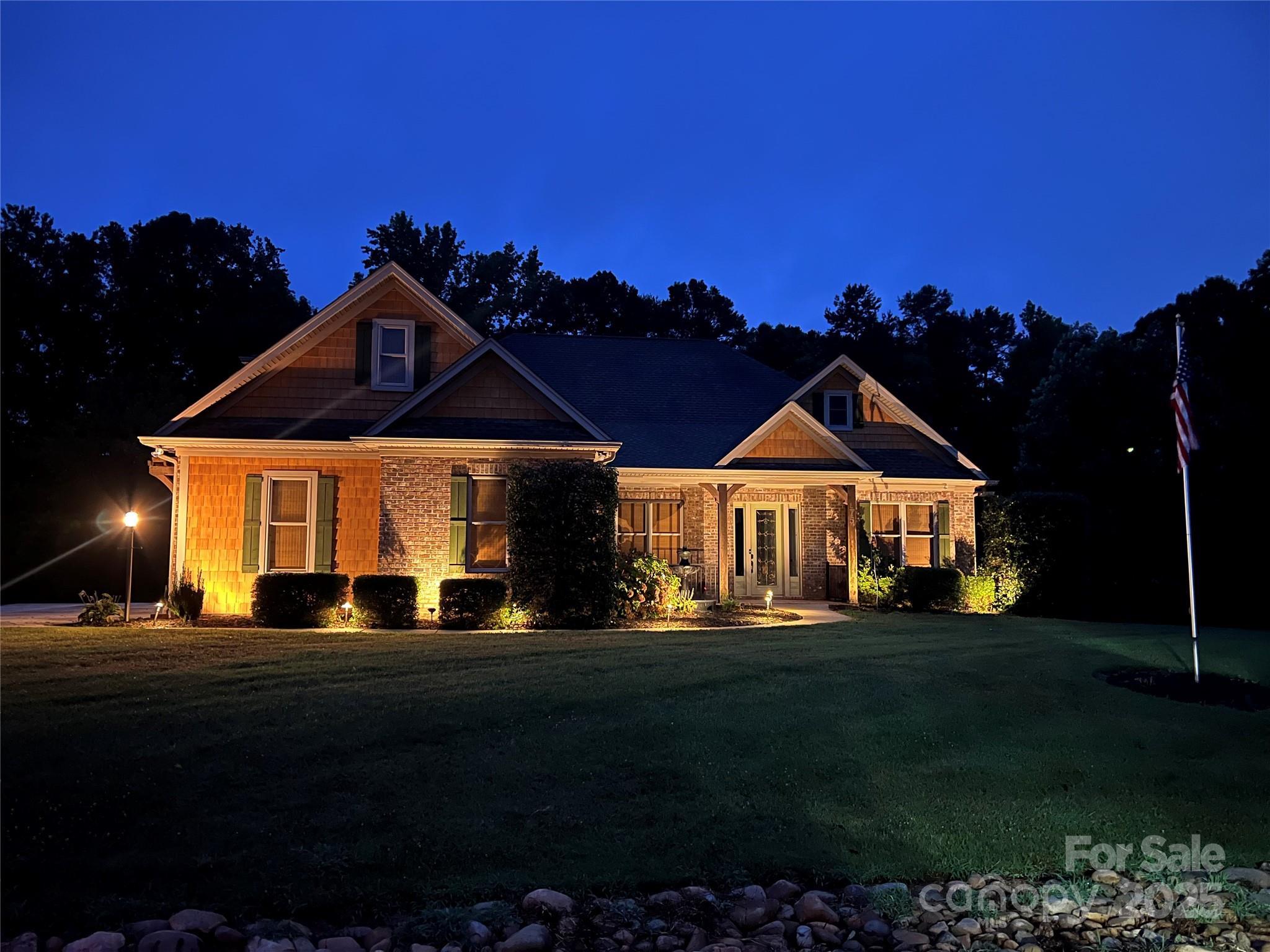 175 Savannah Crossing Drive