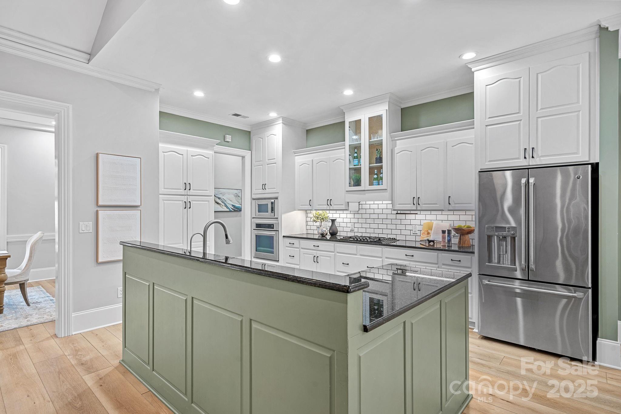 175 Savannah Crossing Drive