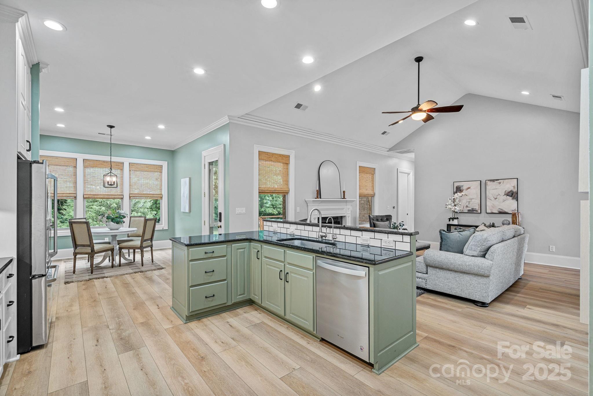 175 Savannah Crossing Drive