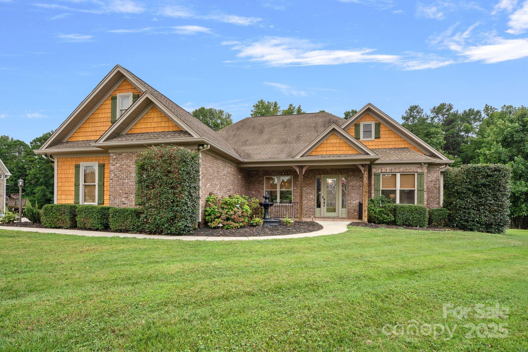 175 Savannah Crossing Drive