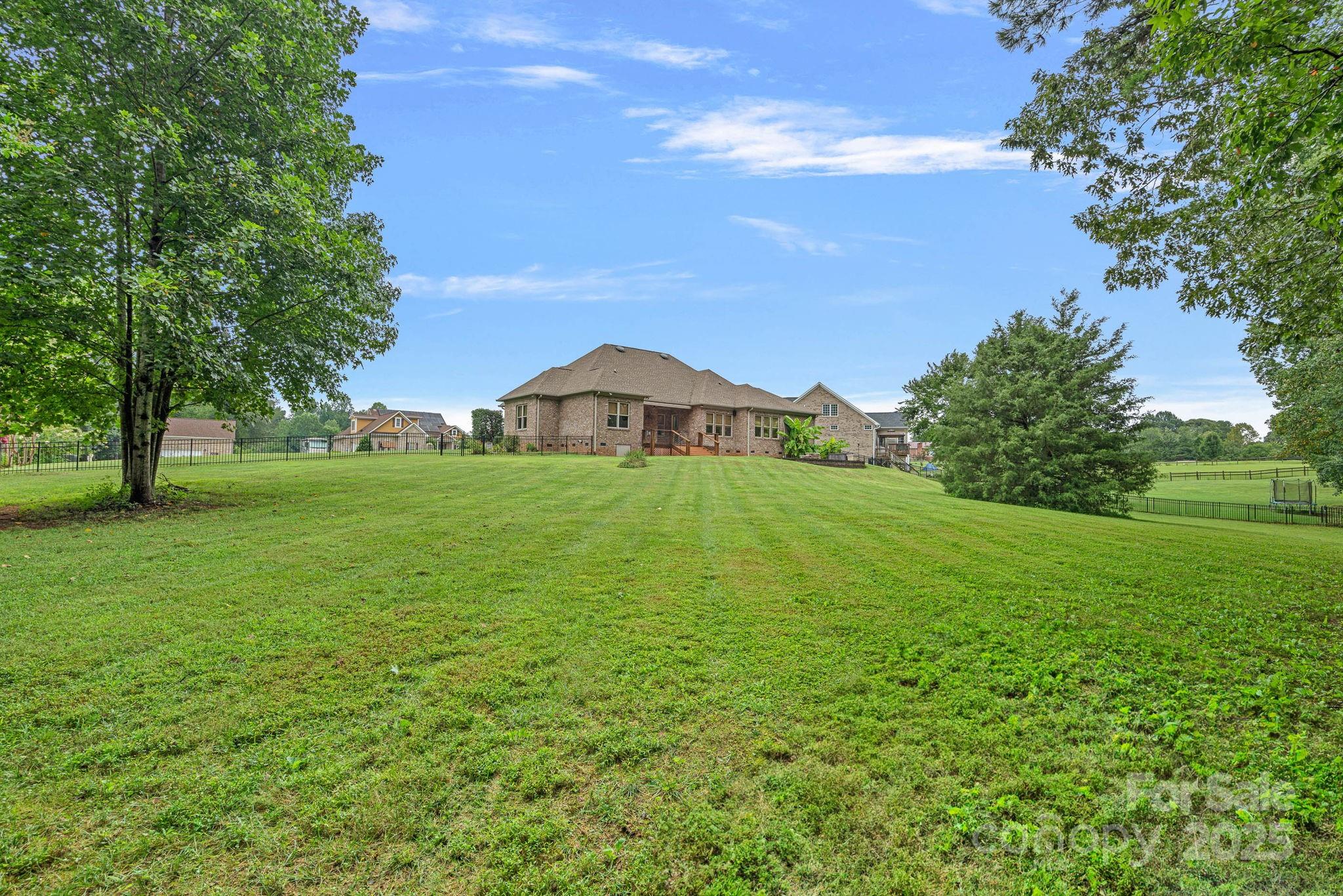 175 Savannah Crossing Drive