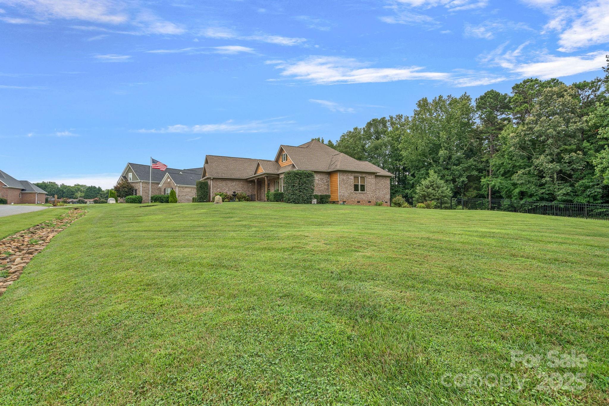 175 Savannah Crossing Drive