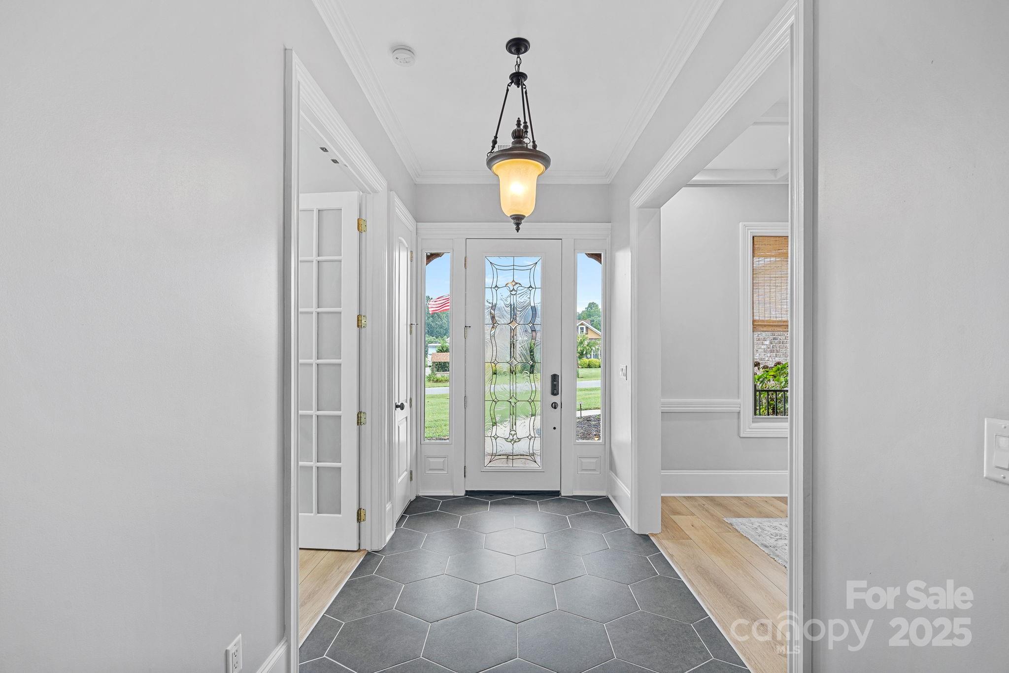 175 Savannah Crossing Drive