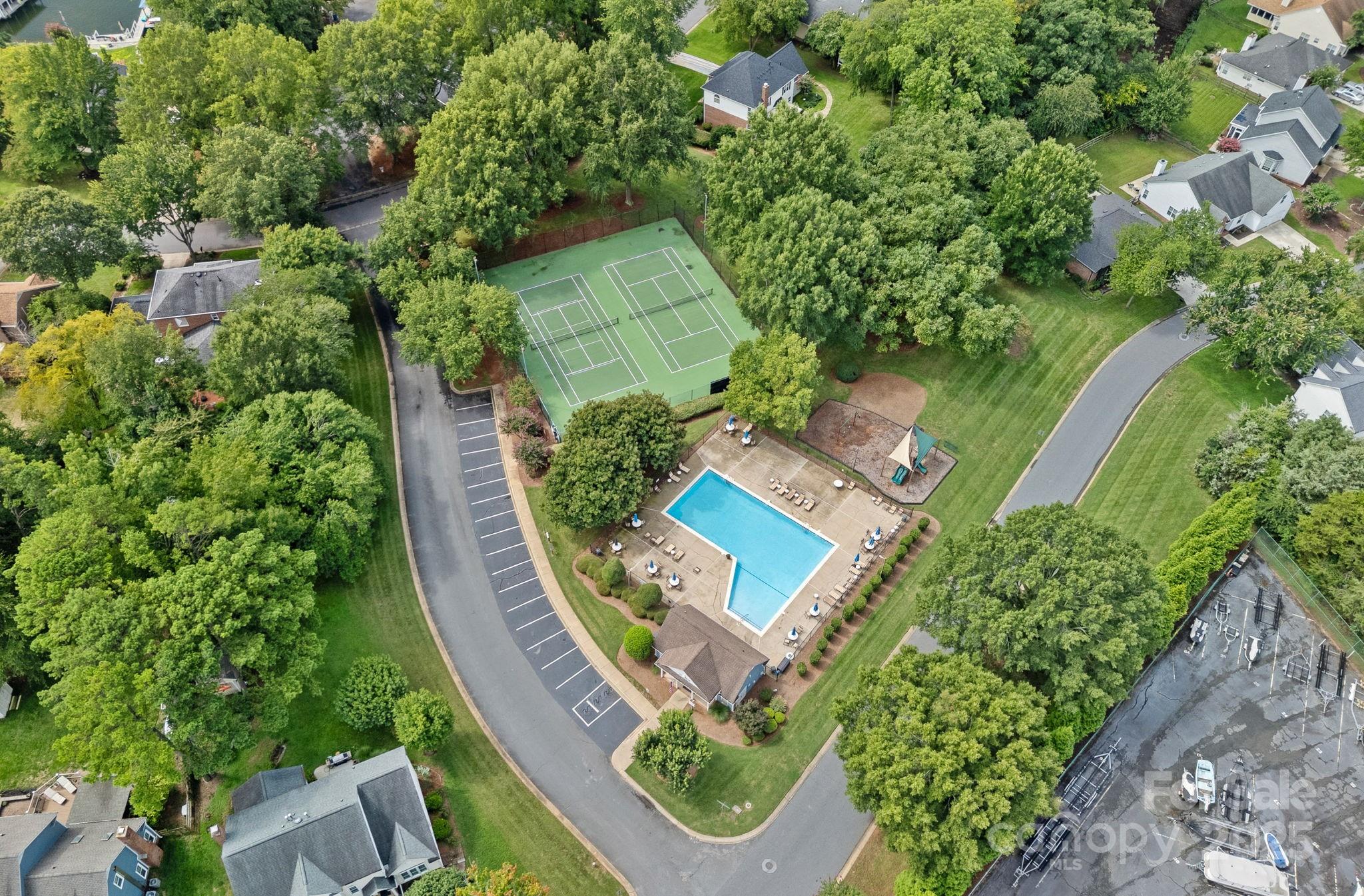 145 Ashford Hollow Lane