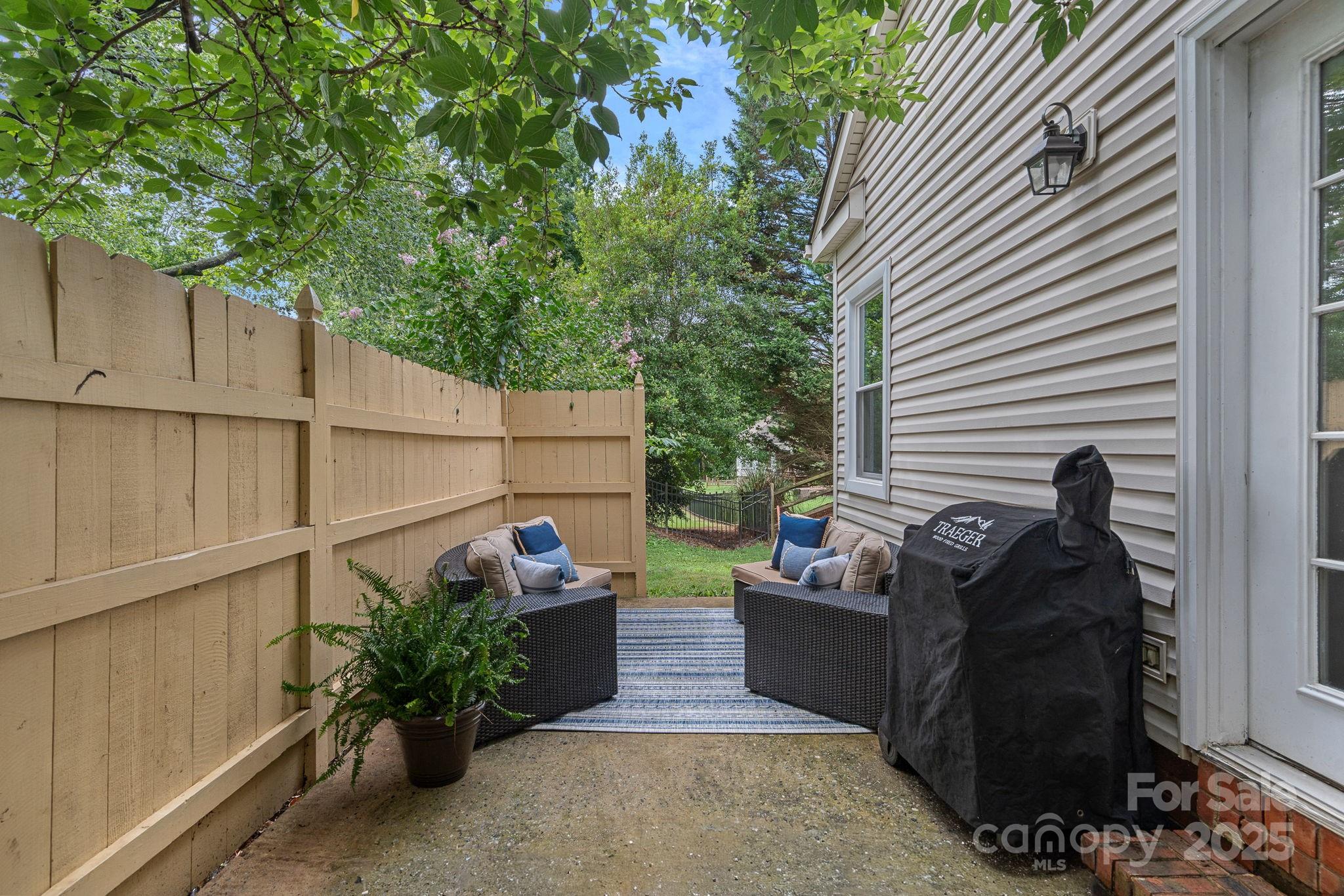 145 Ashford Hollow Lane