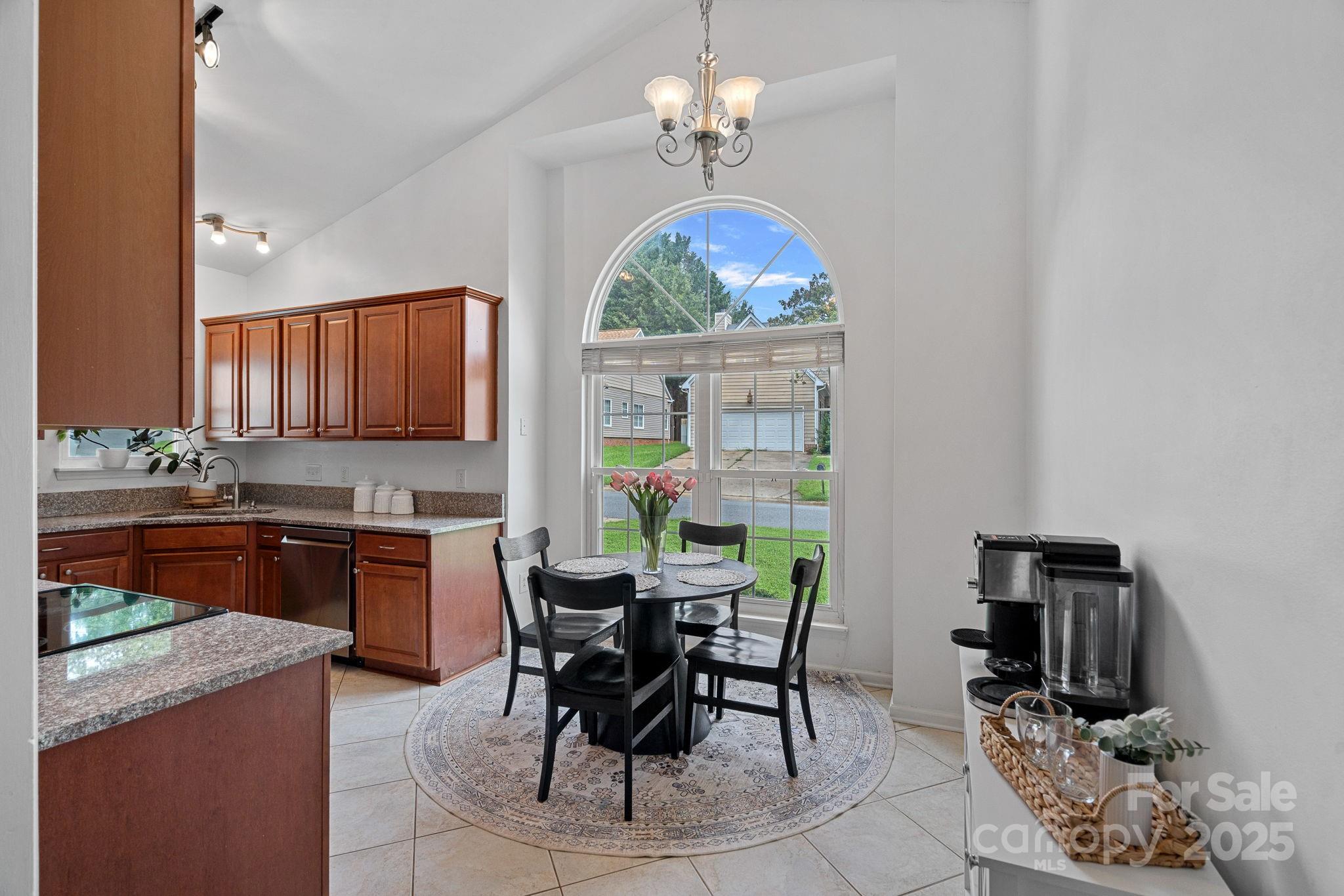145 Ashford Hollow Lane