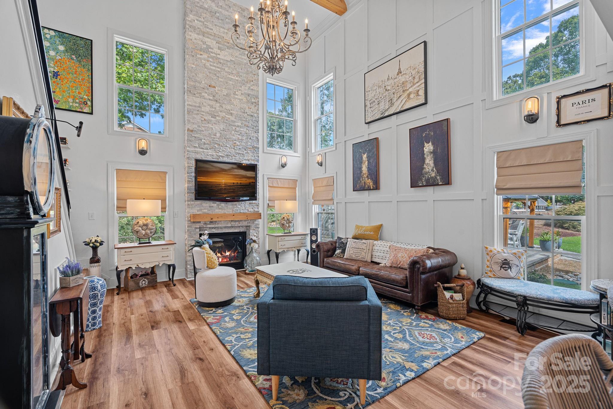 125 Woodstream Circle