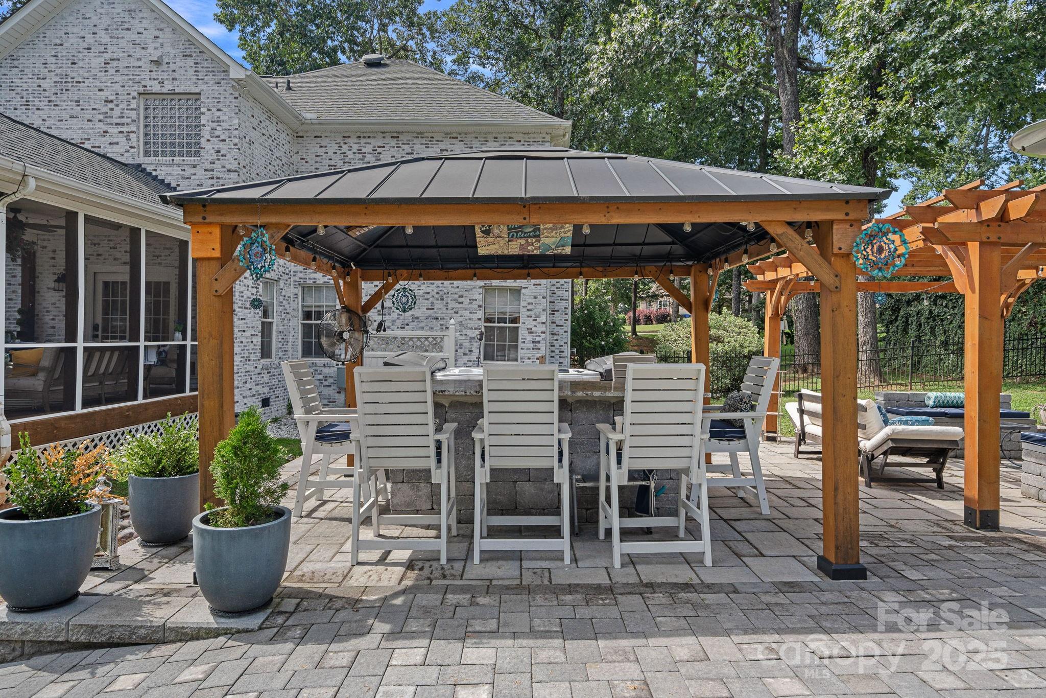 125 Woodstream Circle