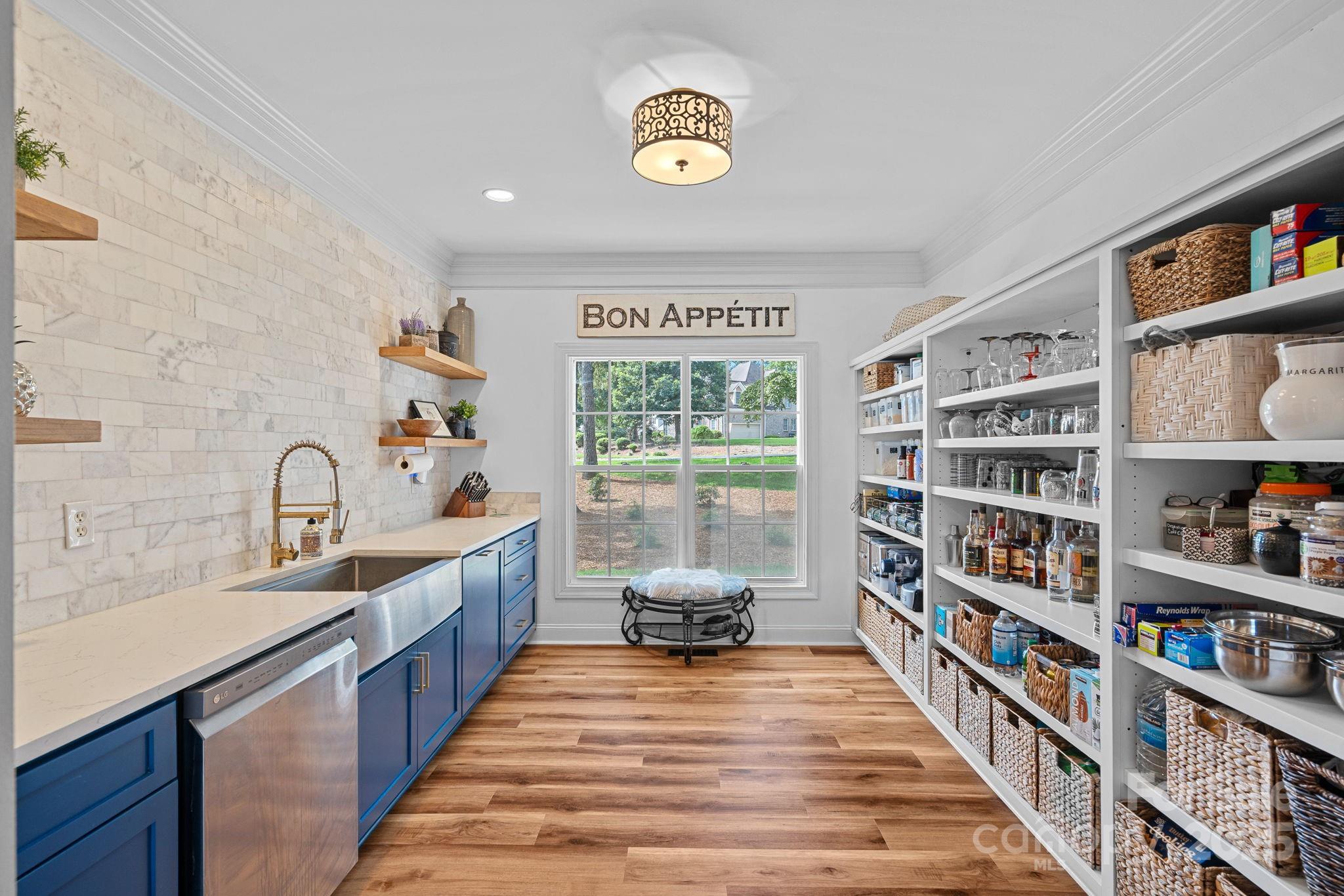 125 Woodstream Circle