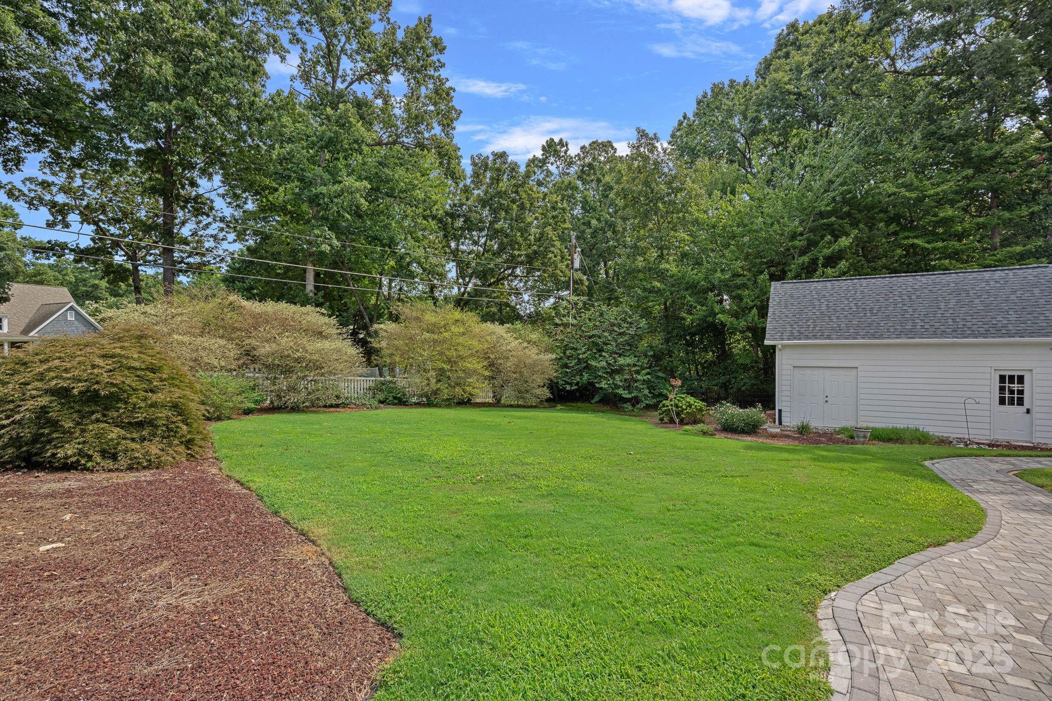 125 Woodstream Circle