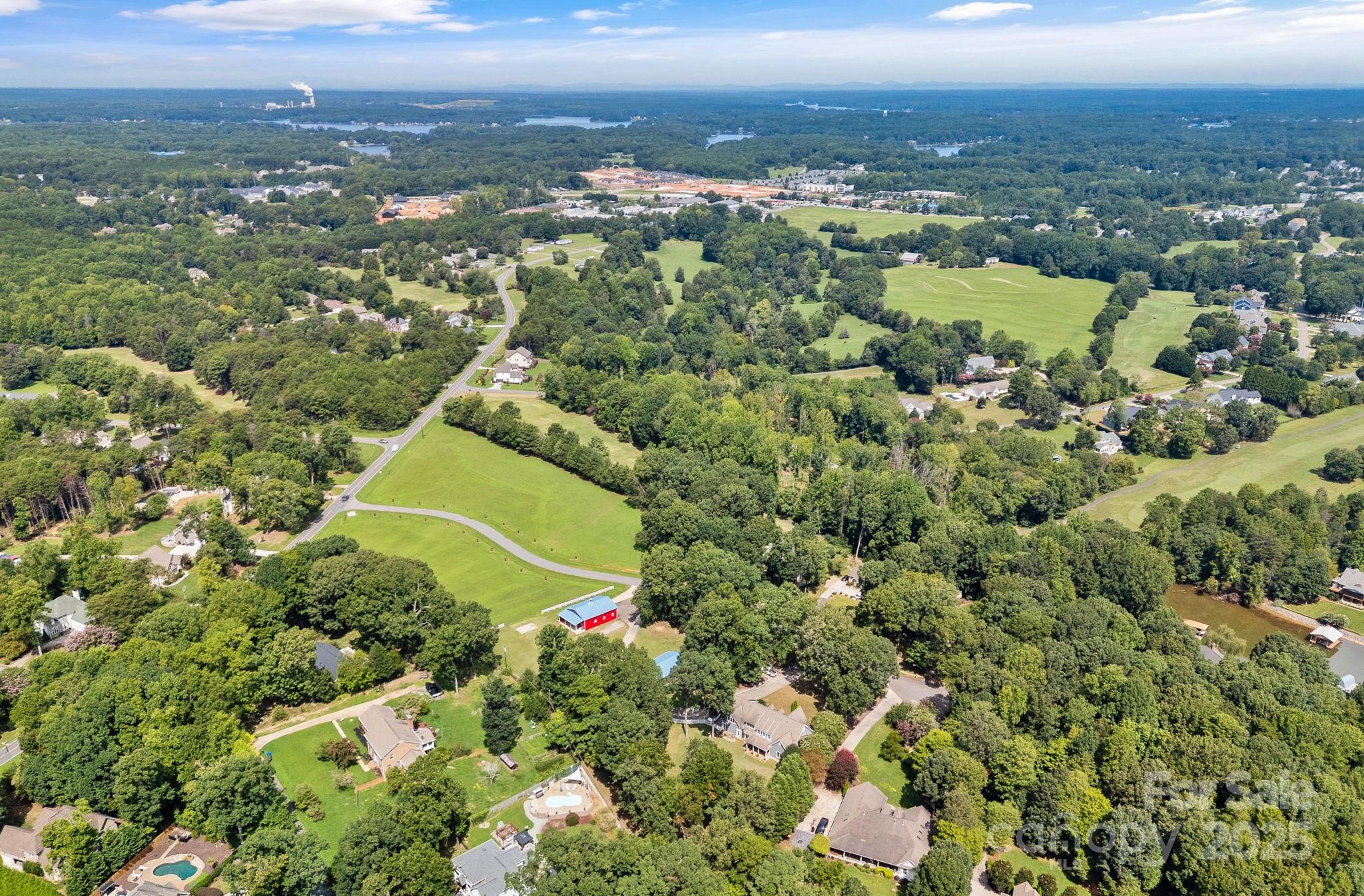 125 Woodstream Circle