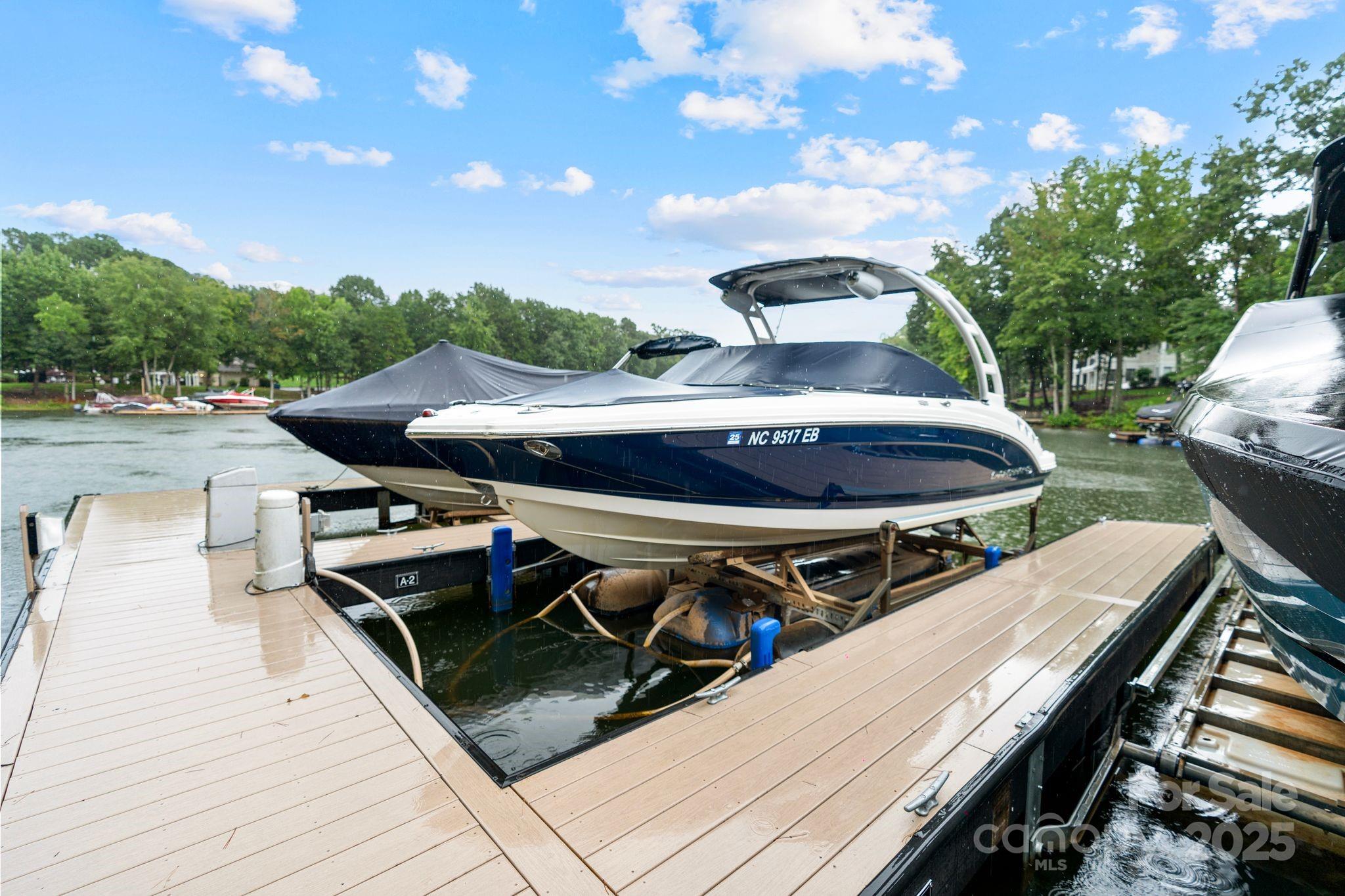 105 Breakwater Court