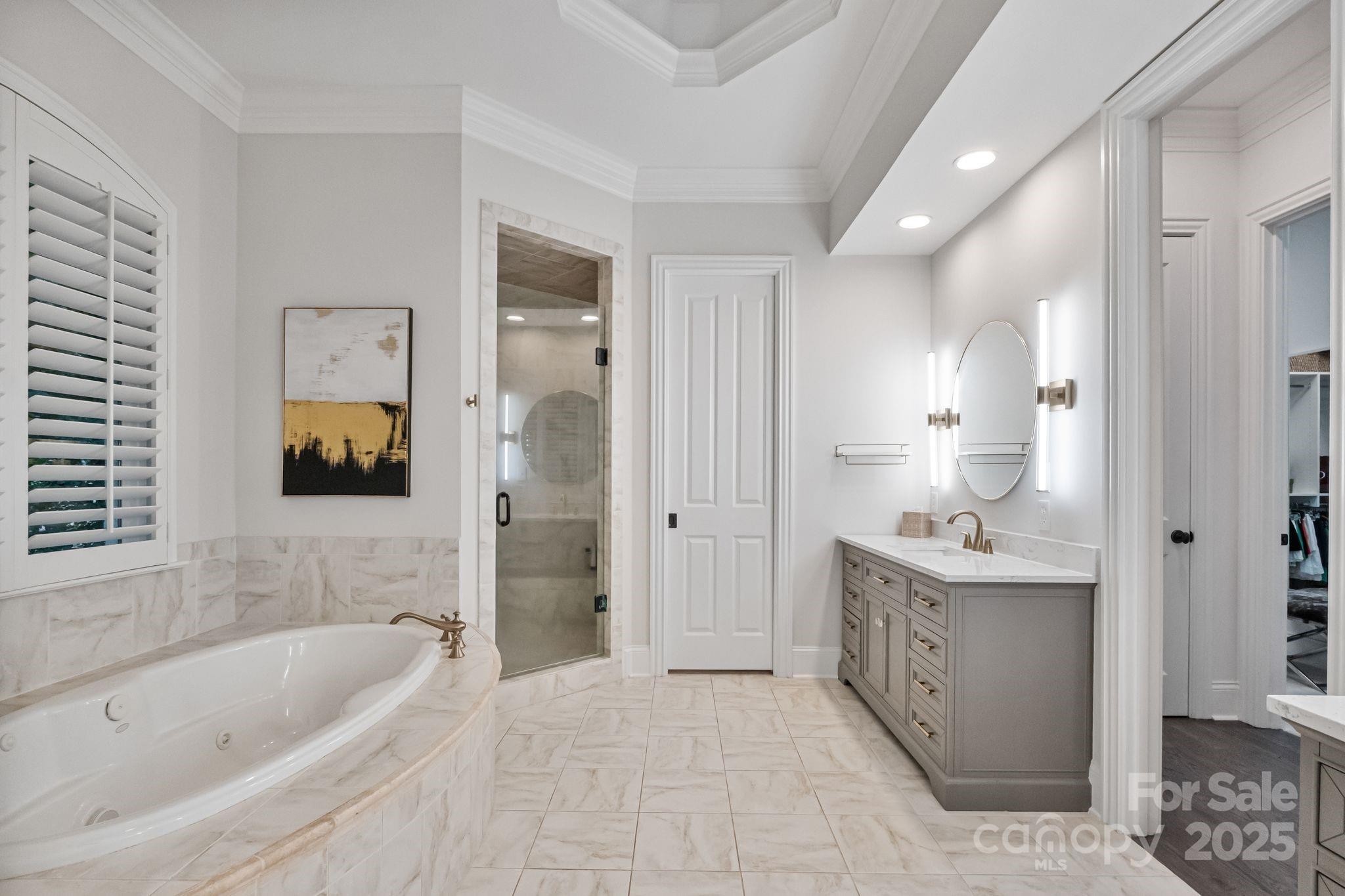105 Breakwater Court