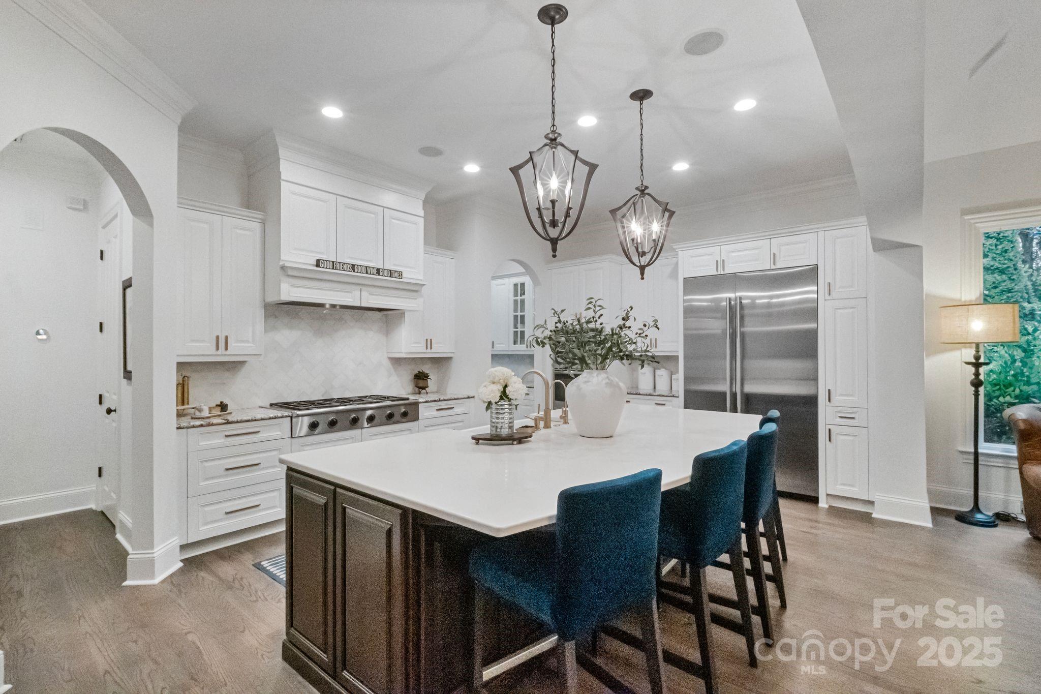 105 Breakwater Court