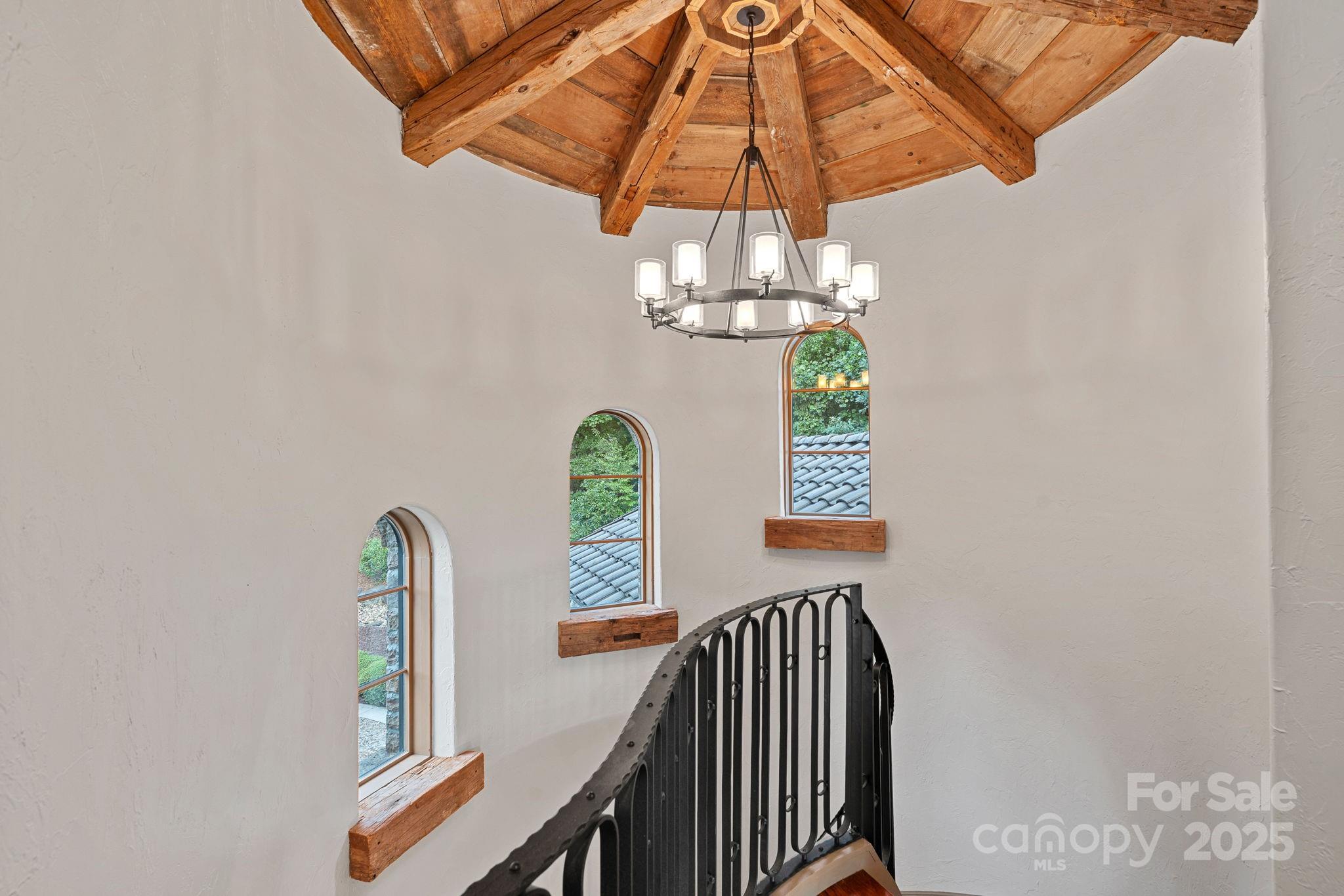 6821 Pebble Bay Drive