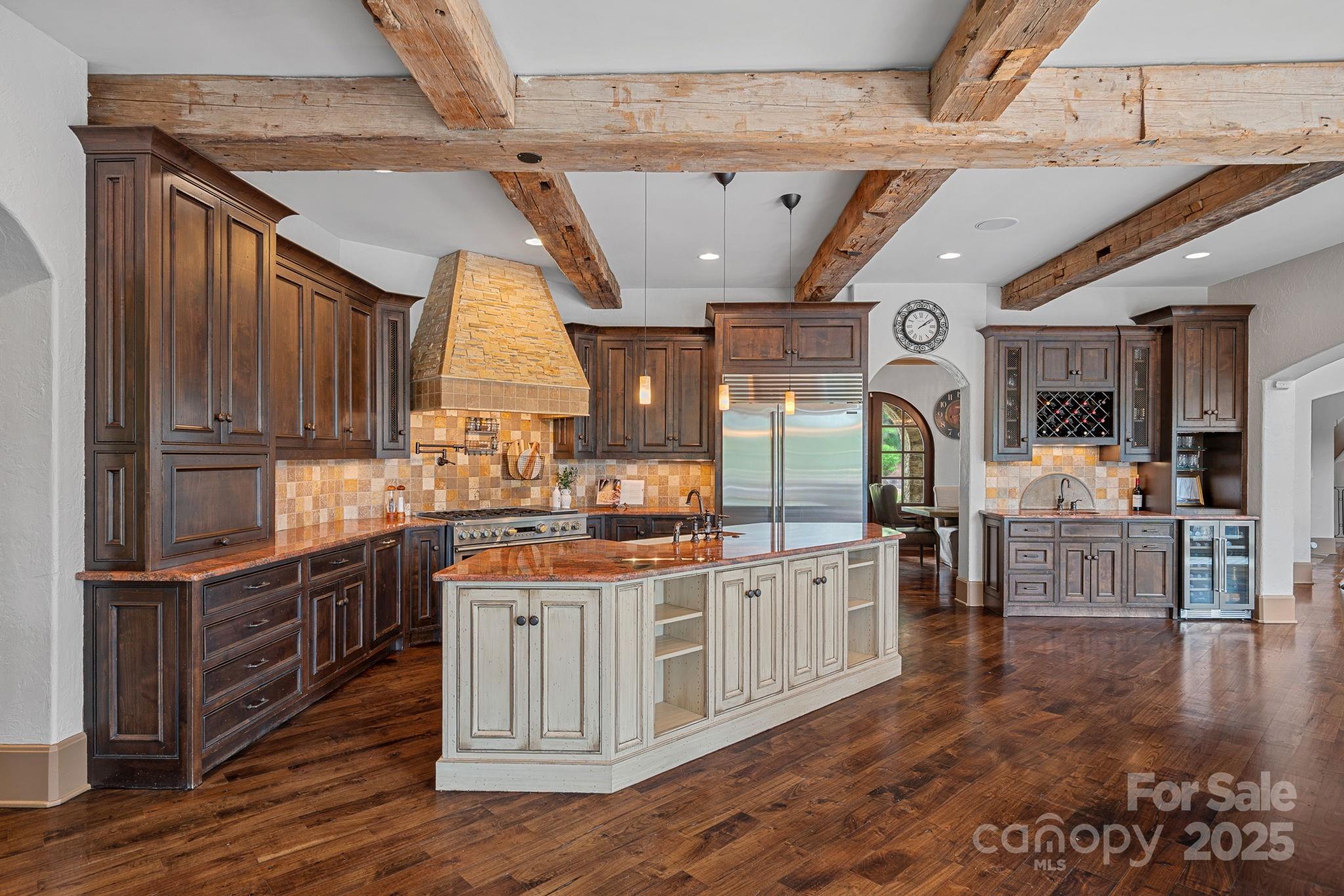 6821 Pebble Bay Drive