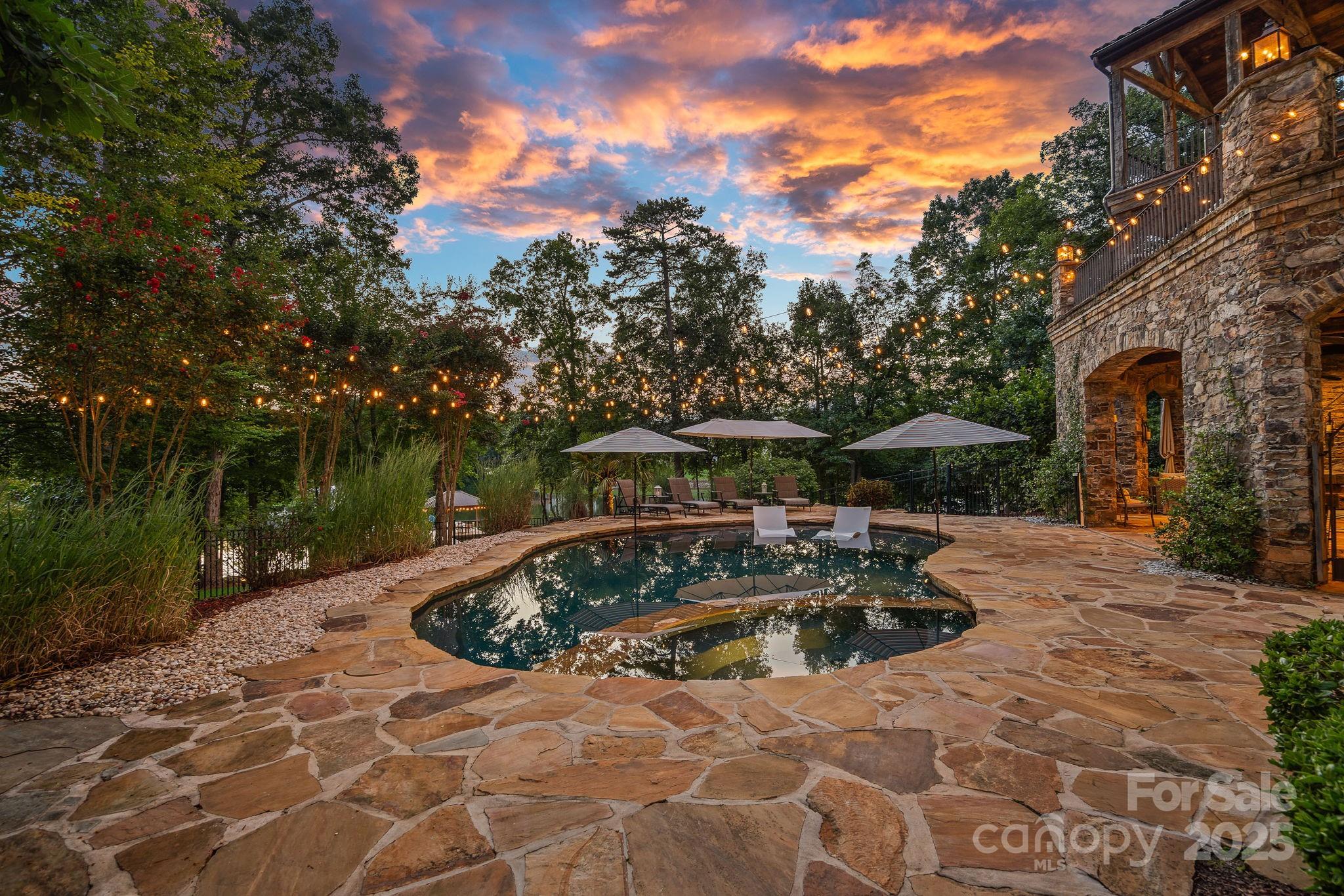 6821 Pebble Bay Drive