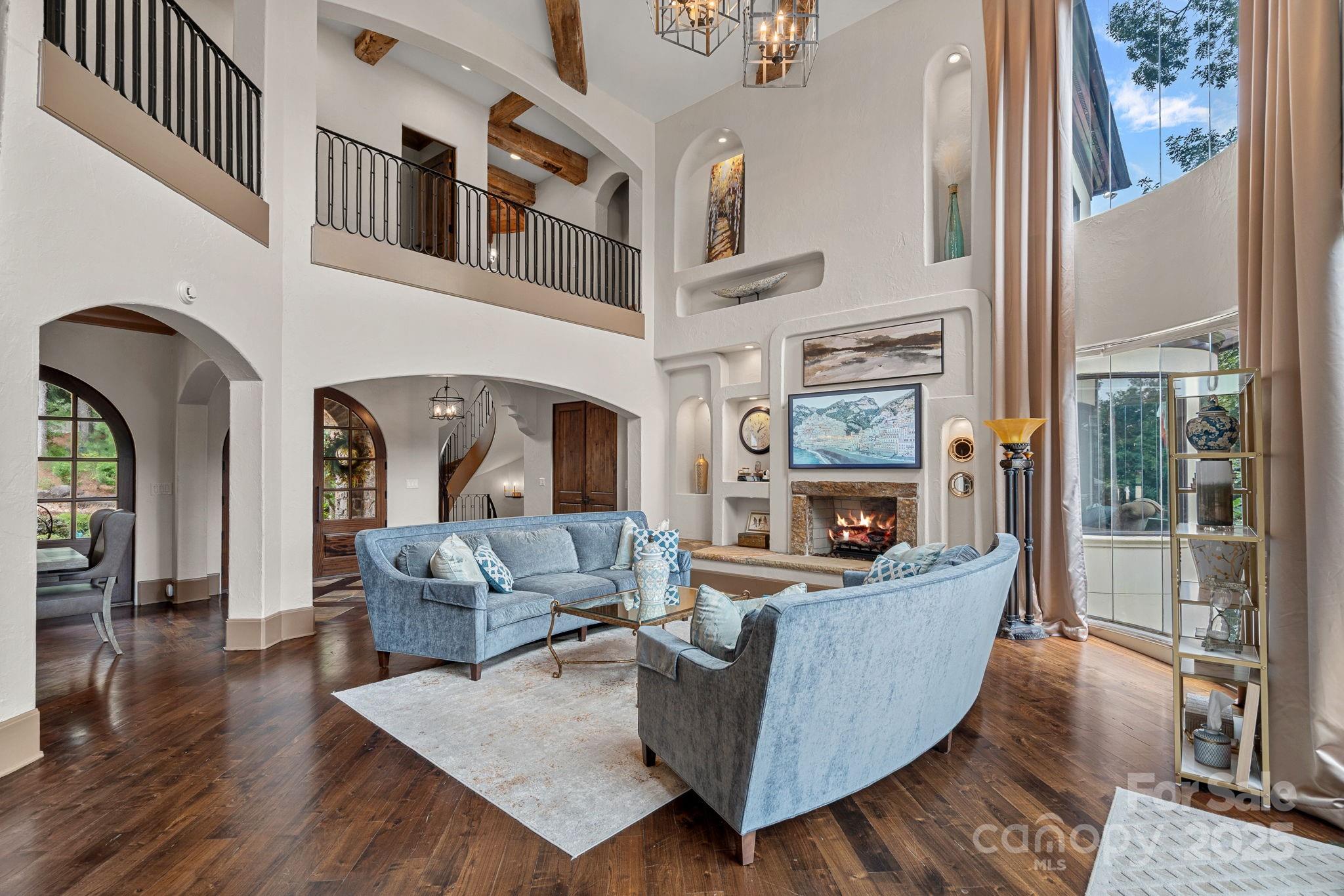 6821 Pebble Bay Drive