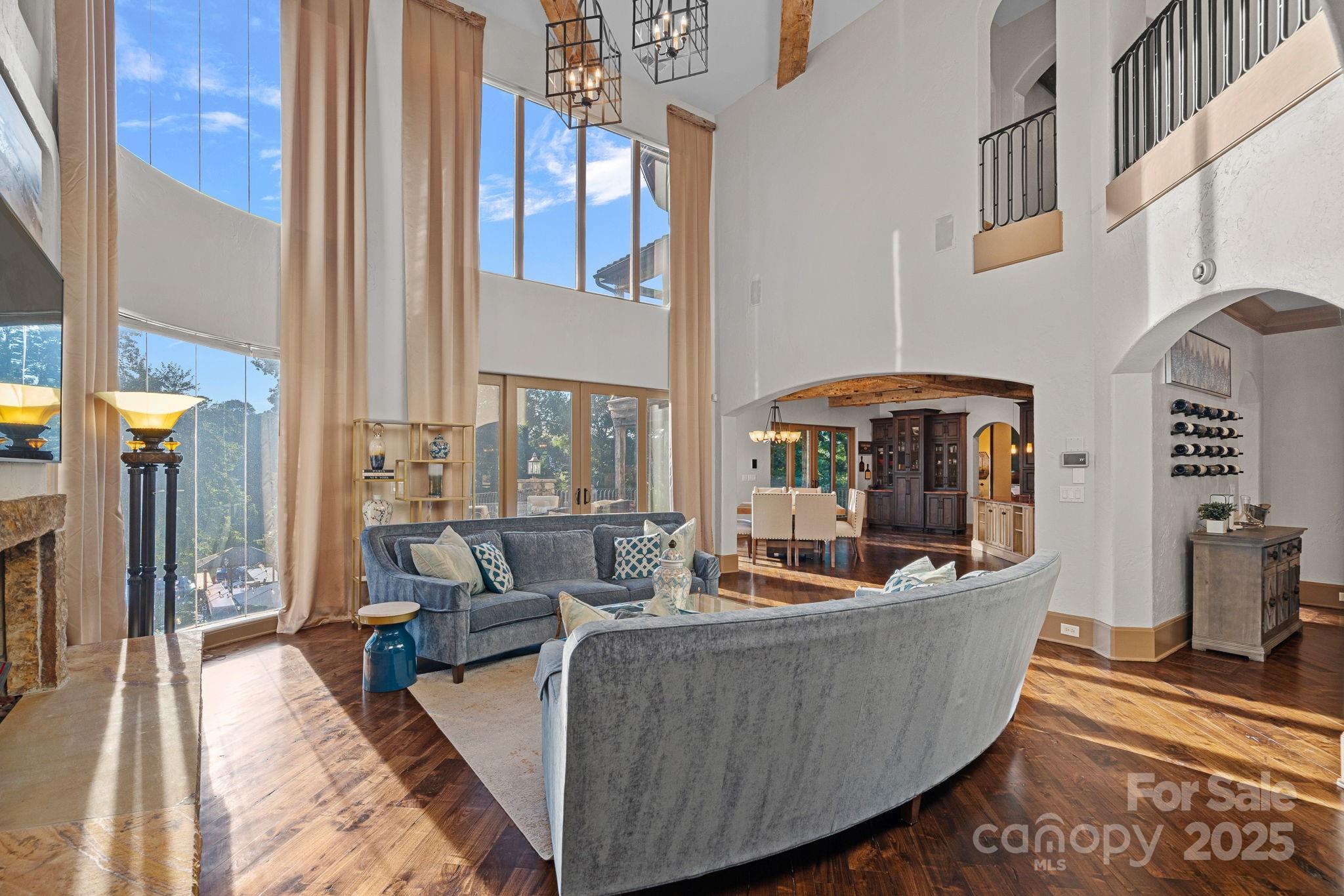 6821 Pebble Bay Drive