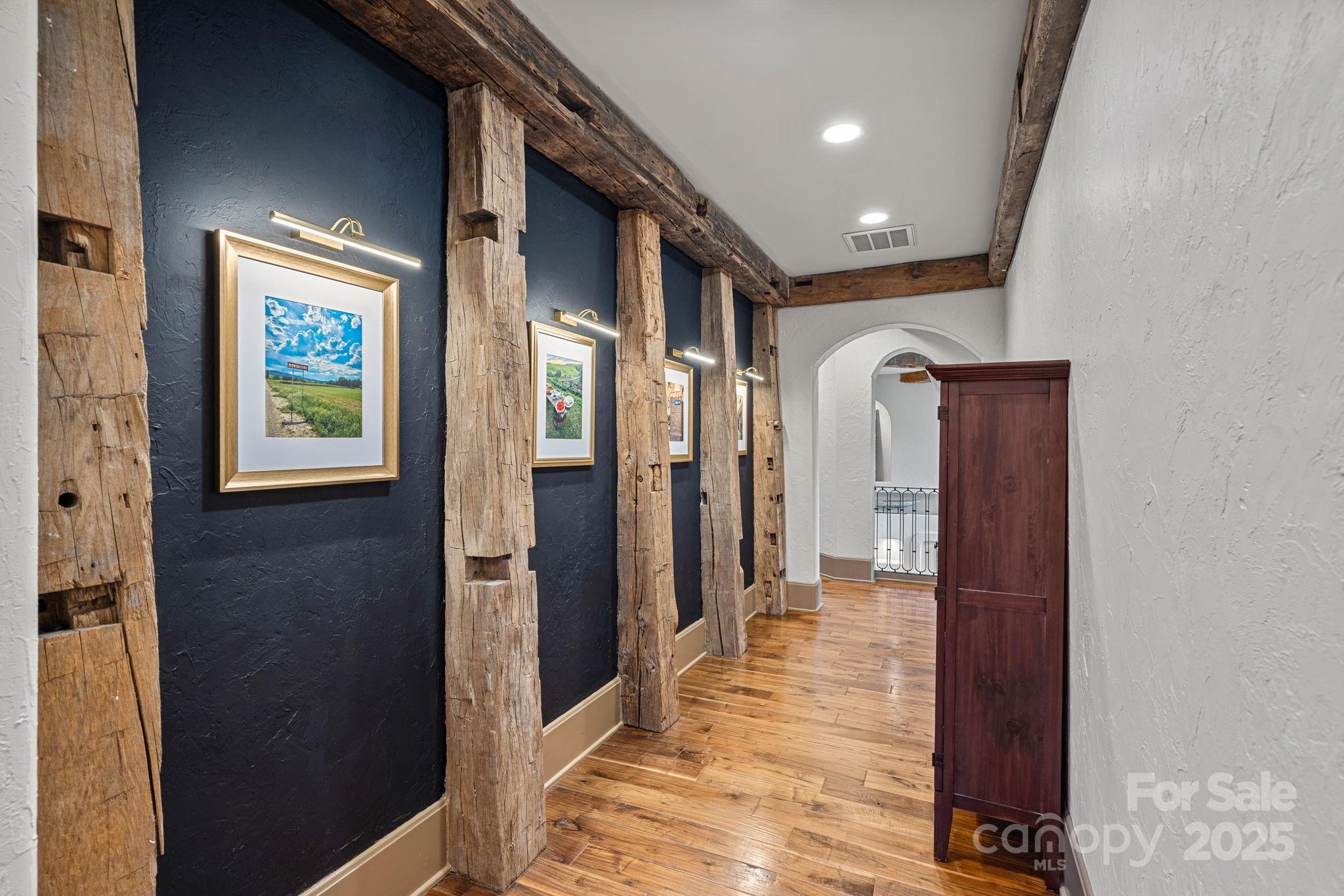 6821 Pebble Bay Drive