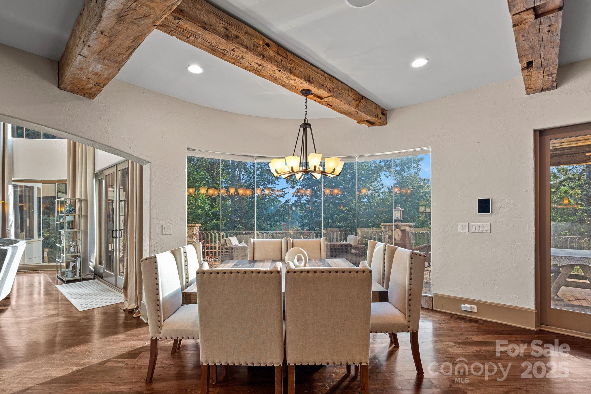 6821 Pebble Bay Drive