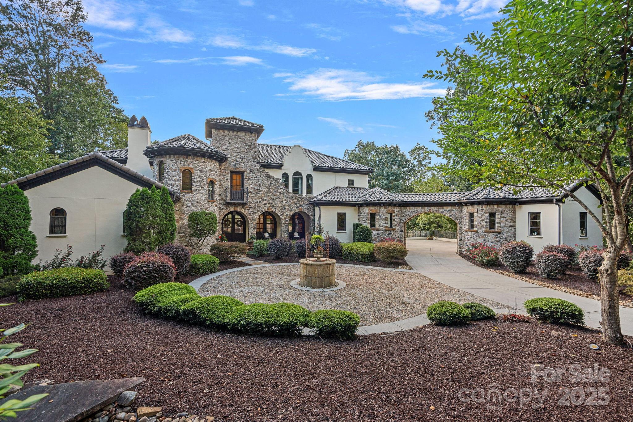 6821 Pebble Bay Drive