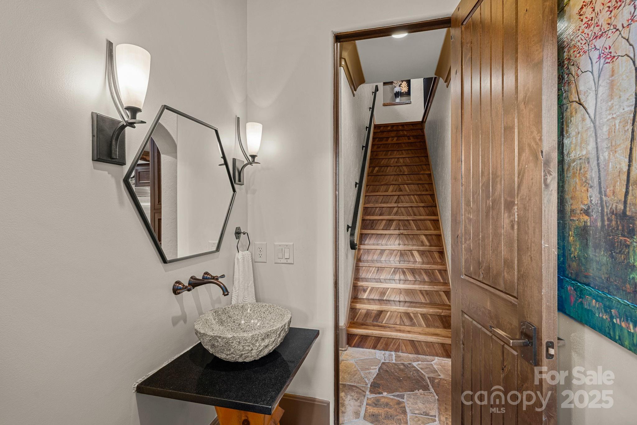 6821 Pebble Bay Drive