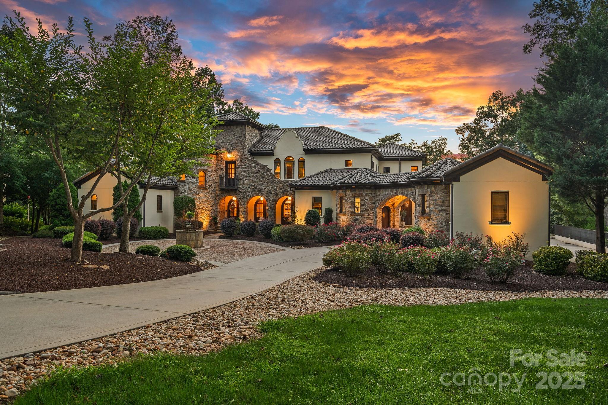 6821 Pebble Bay Drive